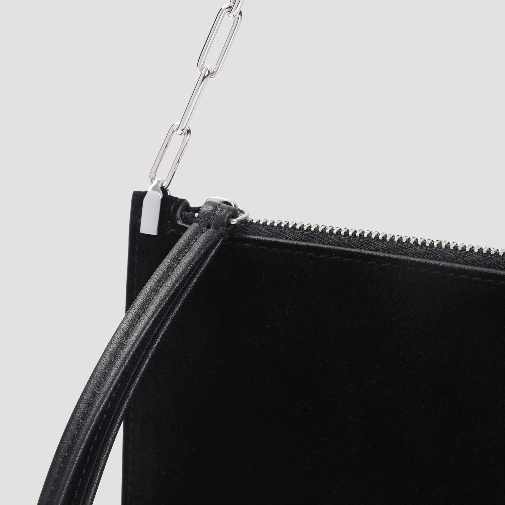 Slip Chain Pouch