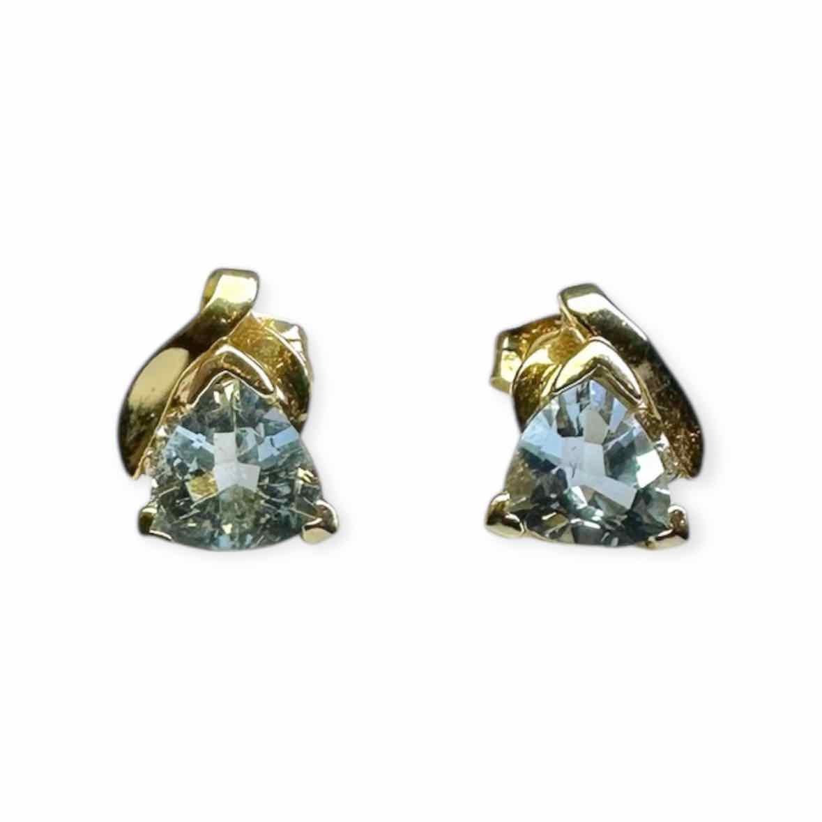 14K Aquamarine Pierced Earrings