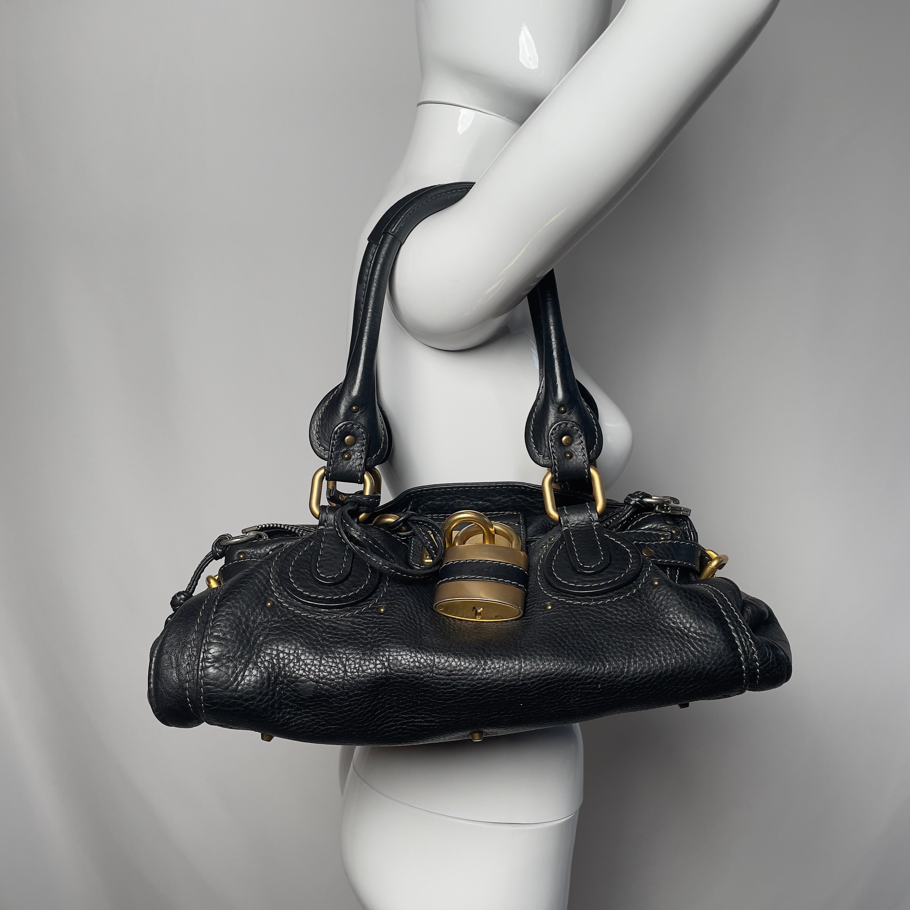 🔥 Pre-owned CHLOÉ 2009 paddington in black 🔥