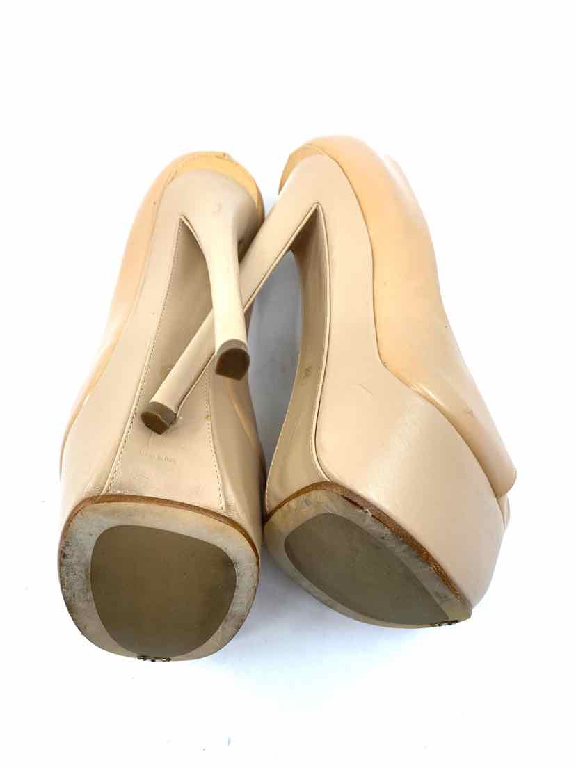 GIUSEPPE ZANOTTI Size 6 Nude Leather Solid Pumps