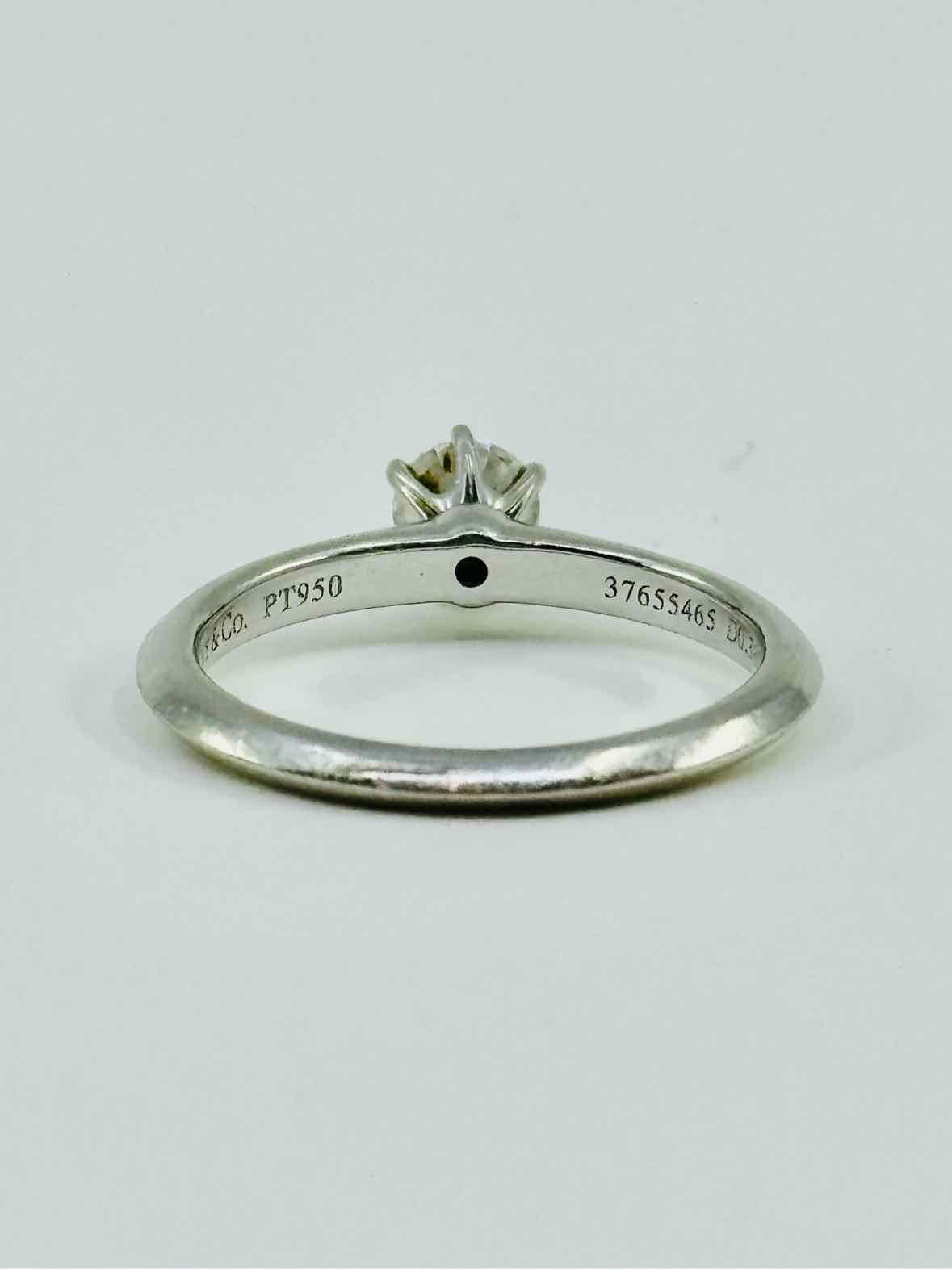 TIFFANY & CO Platinum Diamond Engagement Ring