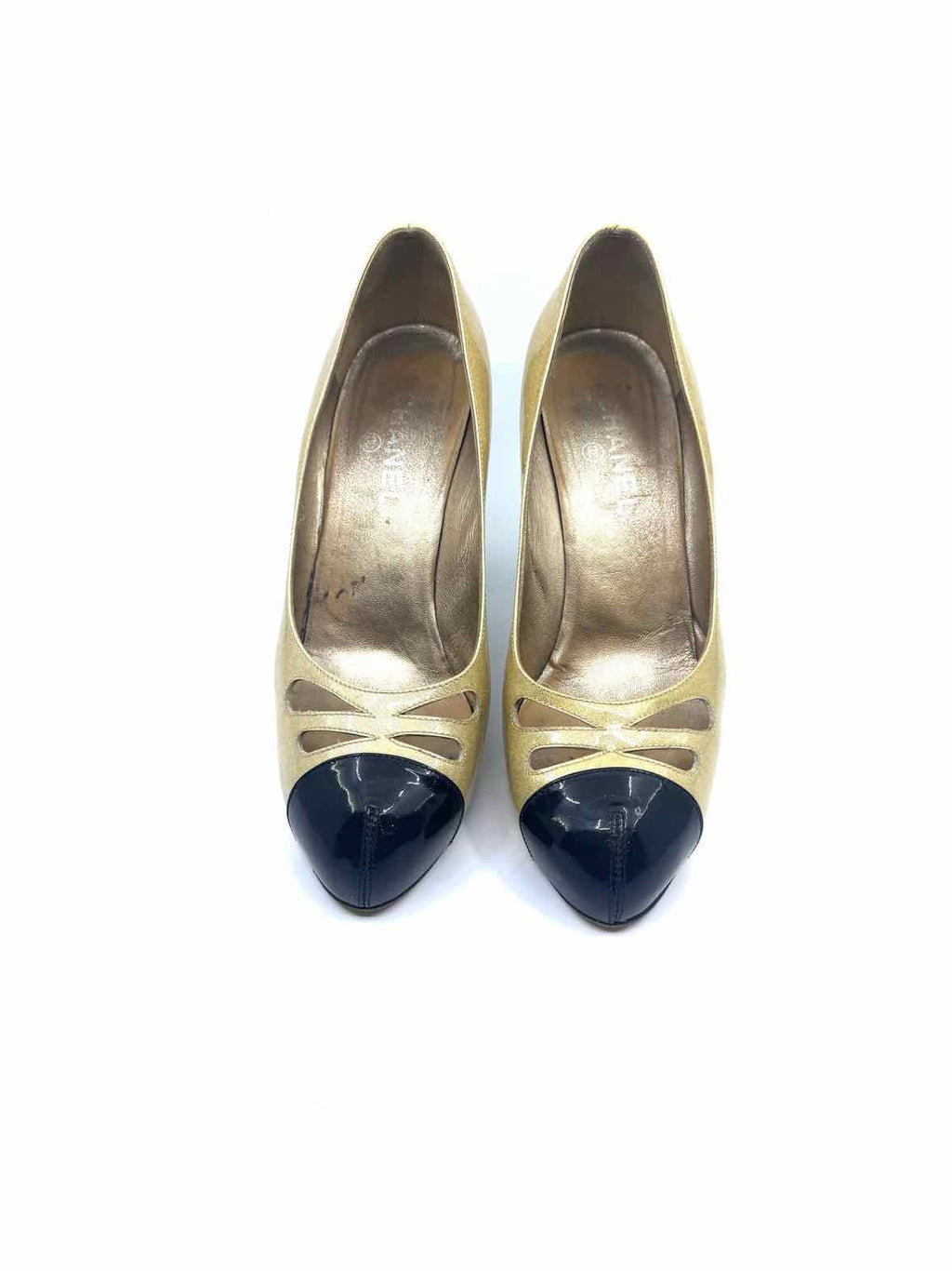 CHANEL Size 11 Black & Gold Patent Leather Pumps