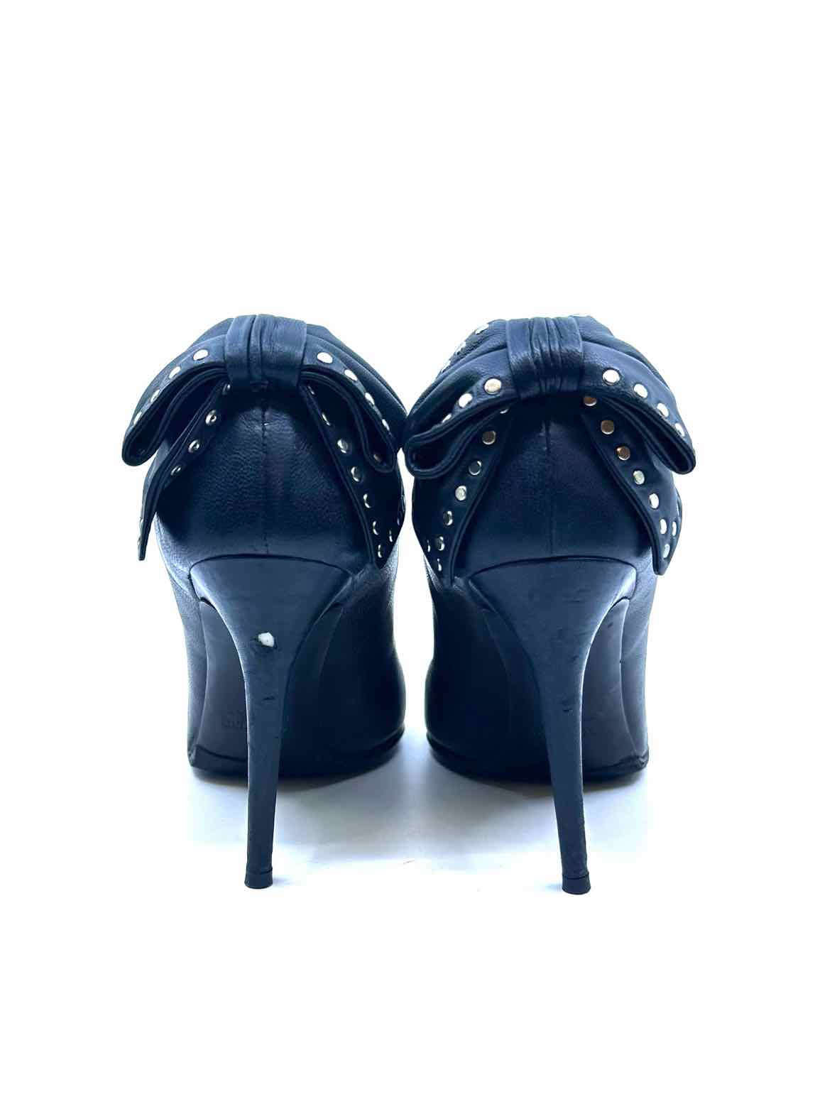 VALENTINO GARAVANI Size 8.5 Black Pumps