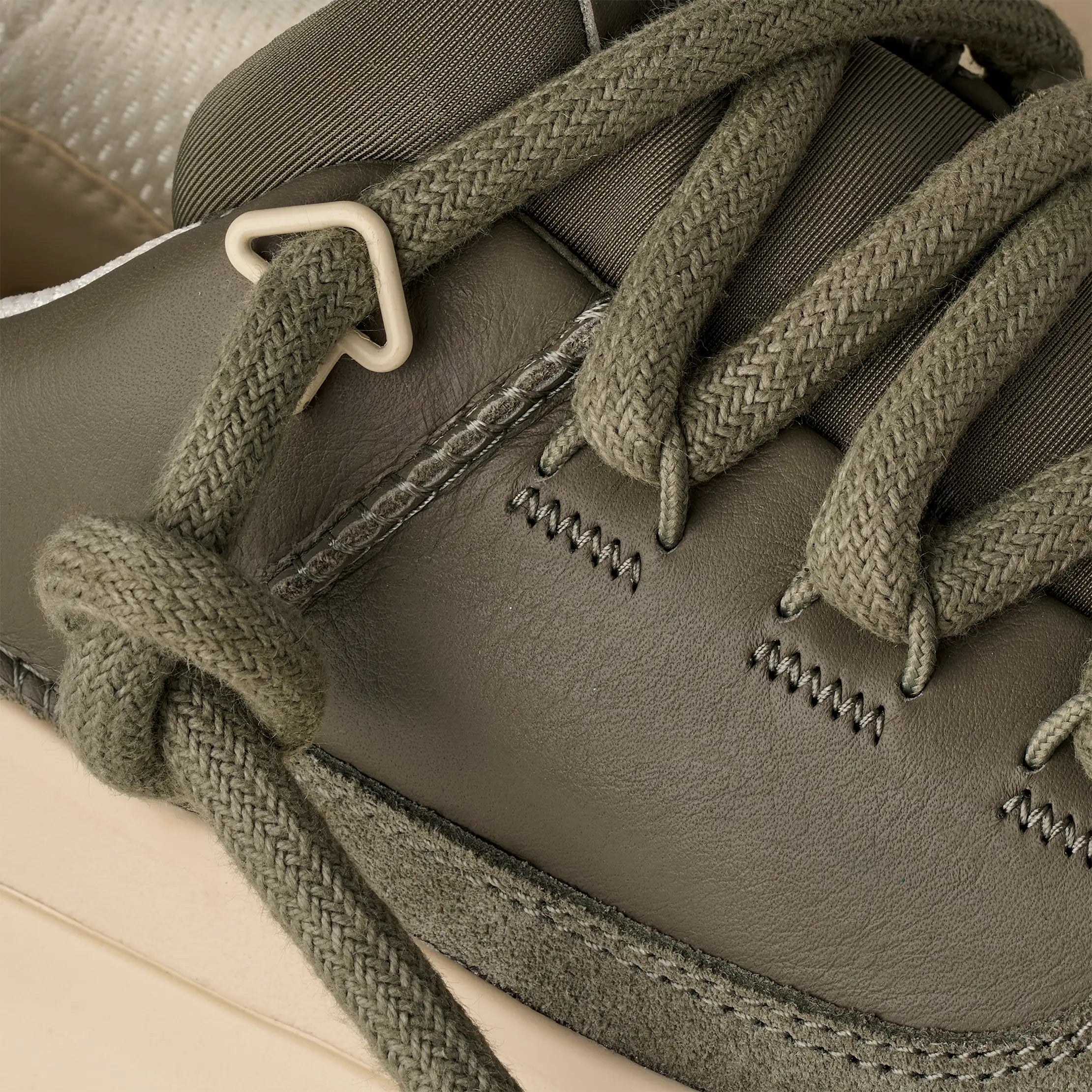 UGG Mens Heritage Utility Trainers | Moss Green