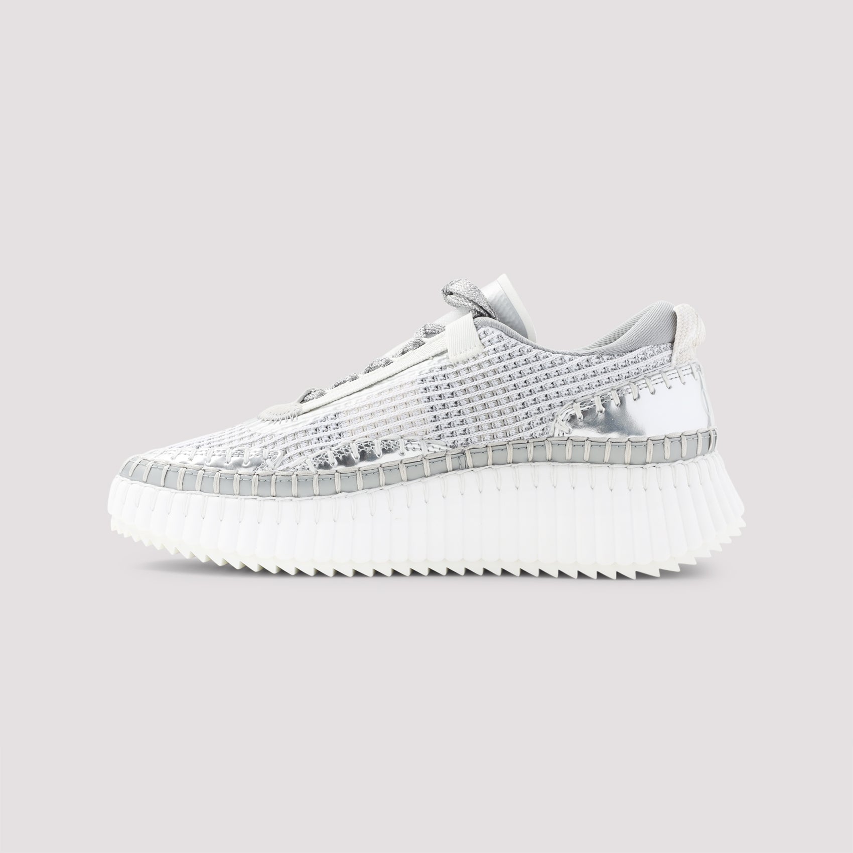 Nama Sneakers