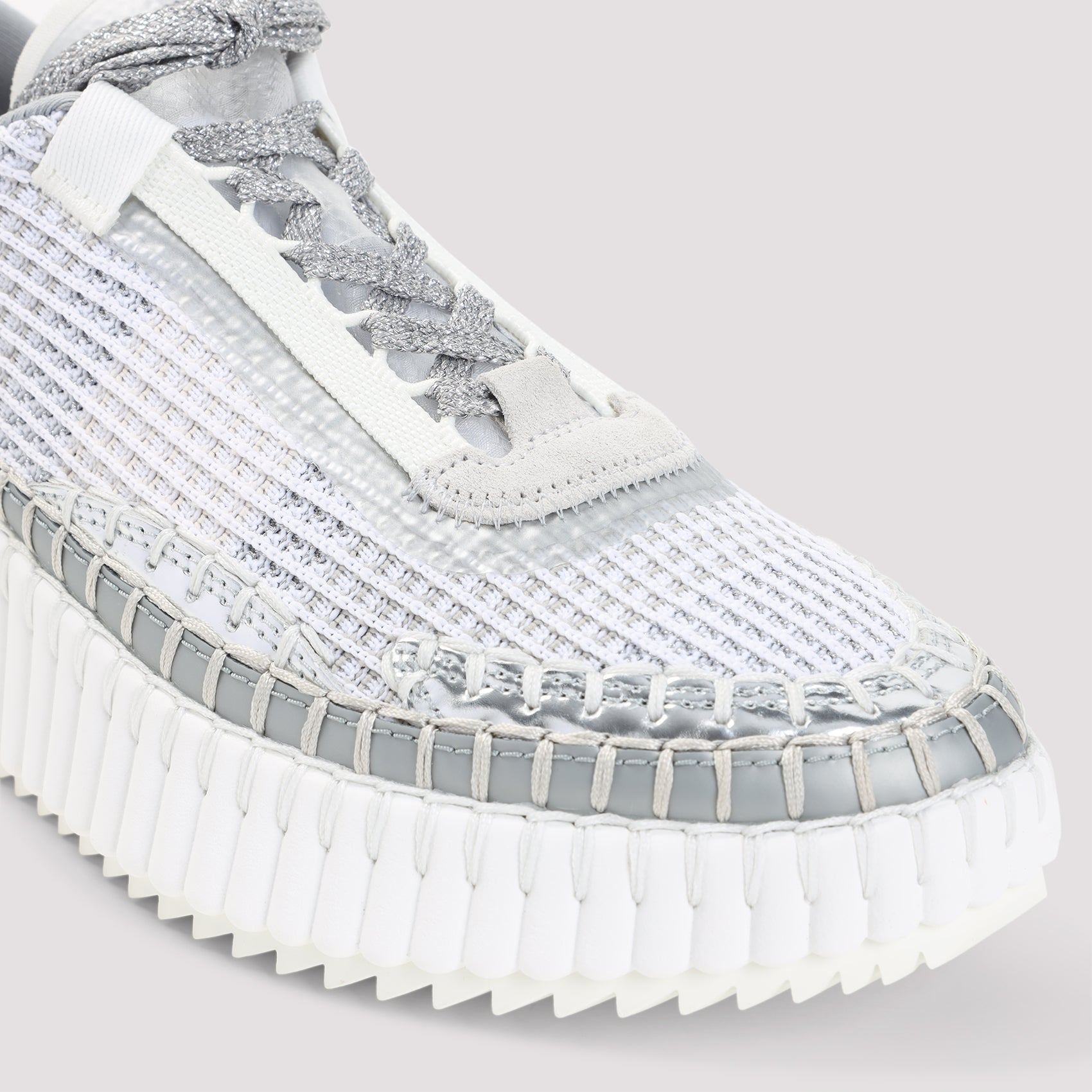 Nama Sneakers