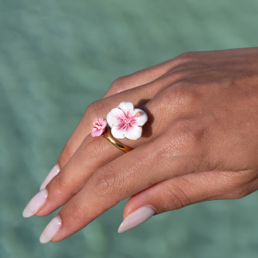 Nach Hibiscus Ring