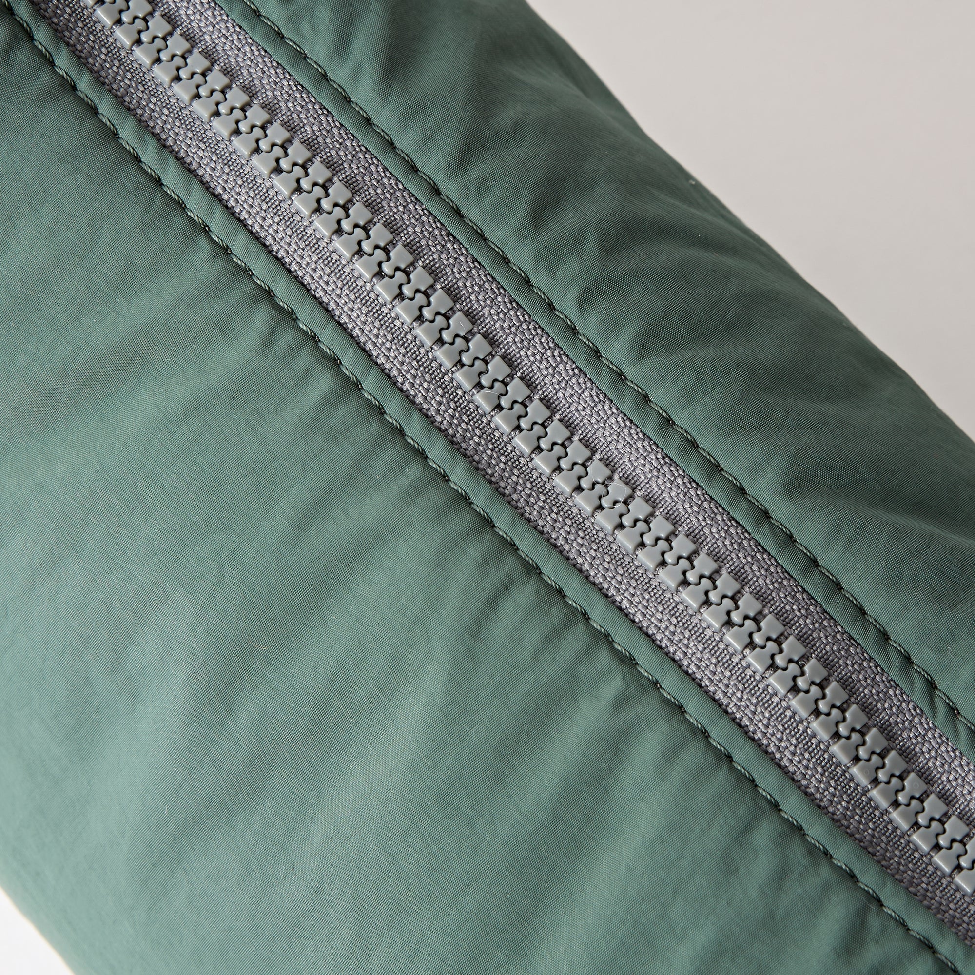 ROKA Farringdon Arctic Recycled Taslon Bag