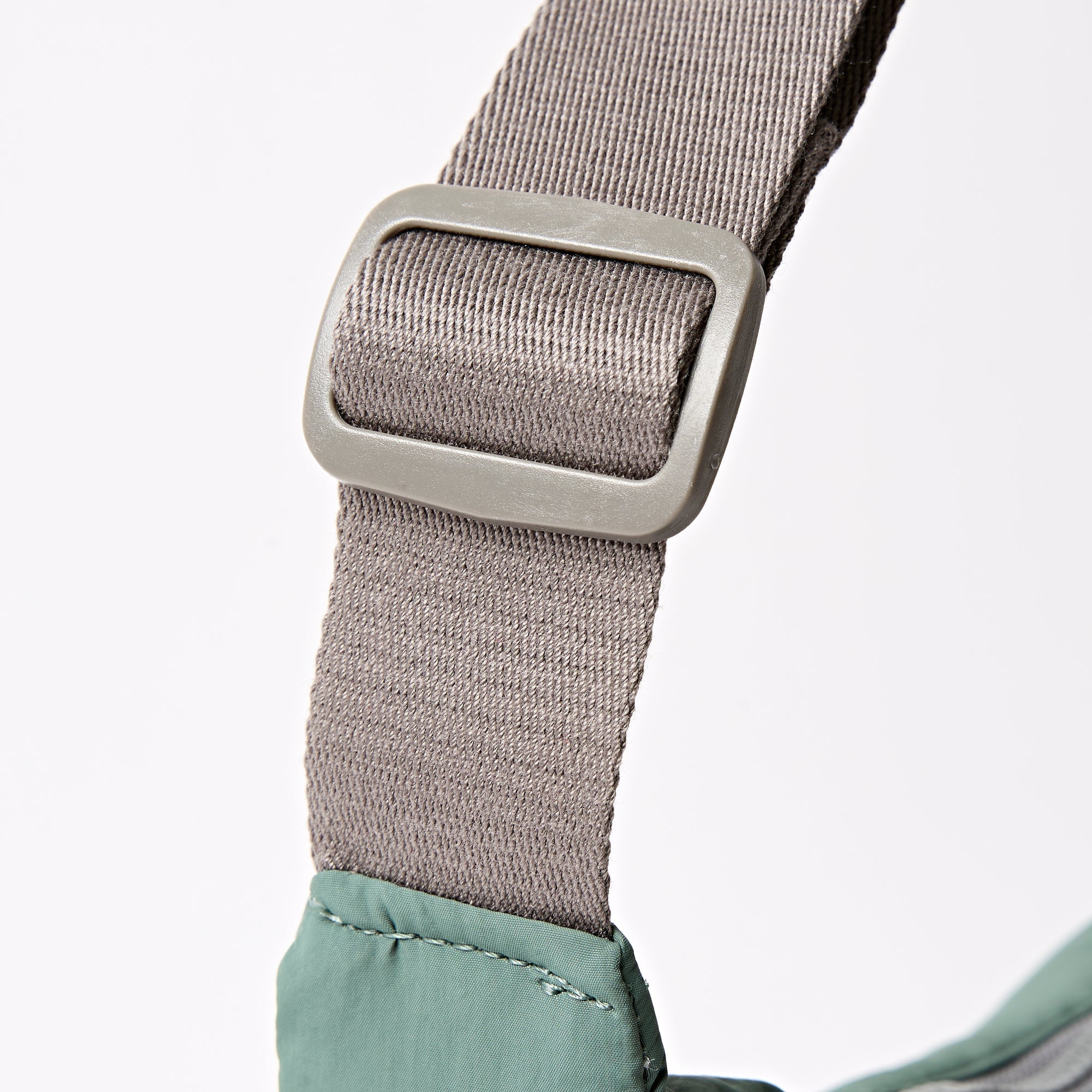 ROKA Farringdon Arctic Recycled Taslon Bag
