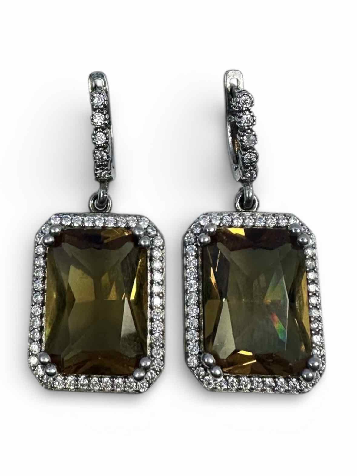 Zultanite Pierced Earrings