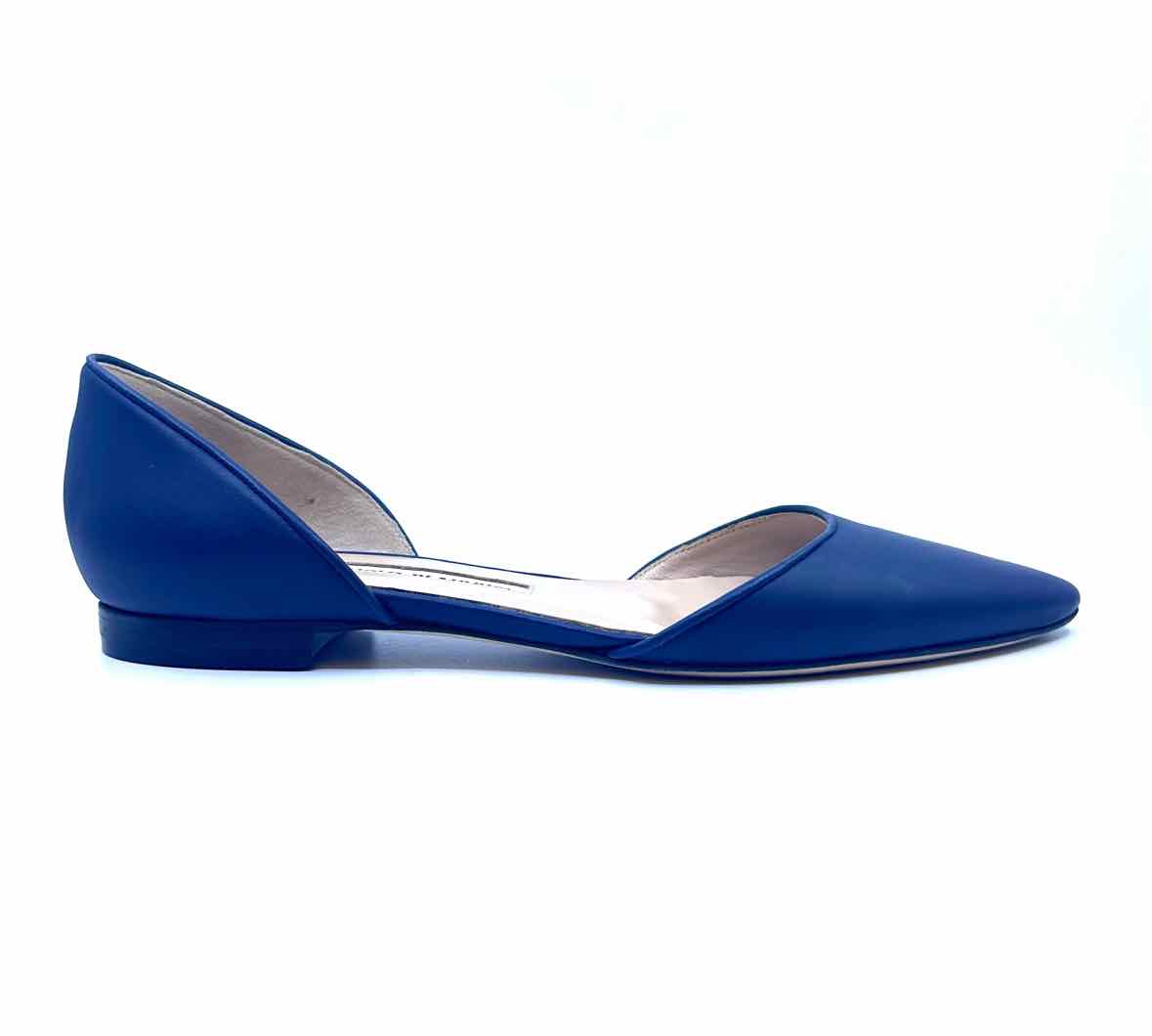MANOLO BLAHNIK Size 7 Navy Flats