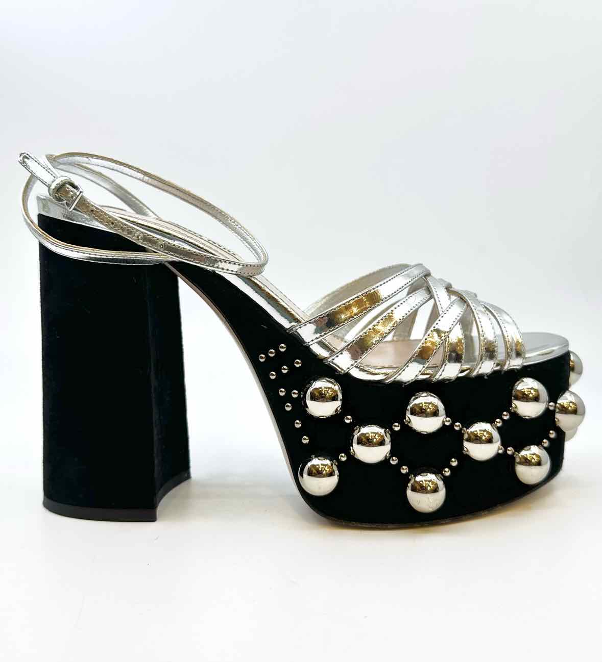 MIU MIU Size 8 Black, silver Leather Suede Studs Sandals