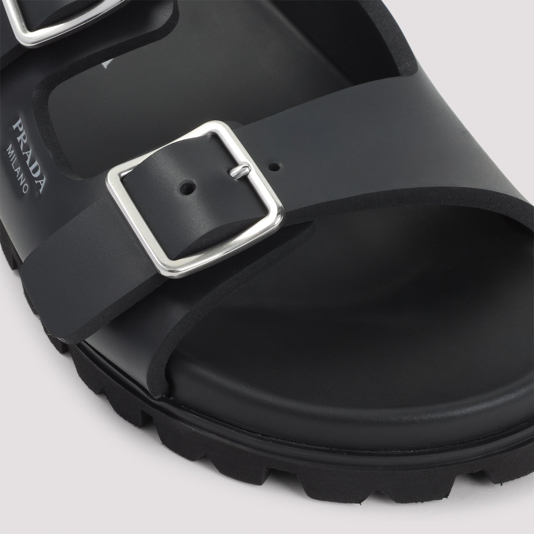 Eva Sandals