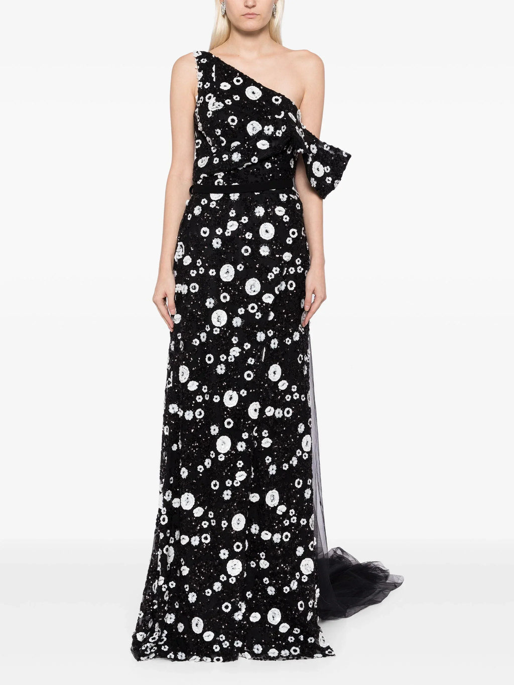 Tulle Dress With Envelope Skirt And Off-Shoulder Sleeves And Tulle Tail