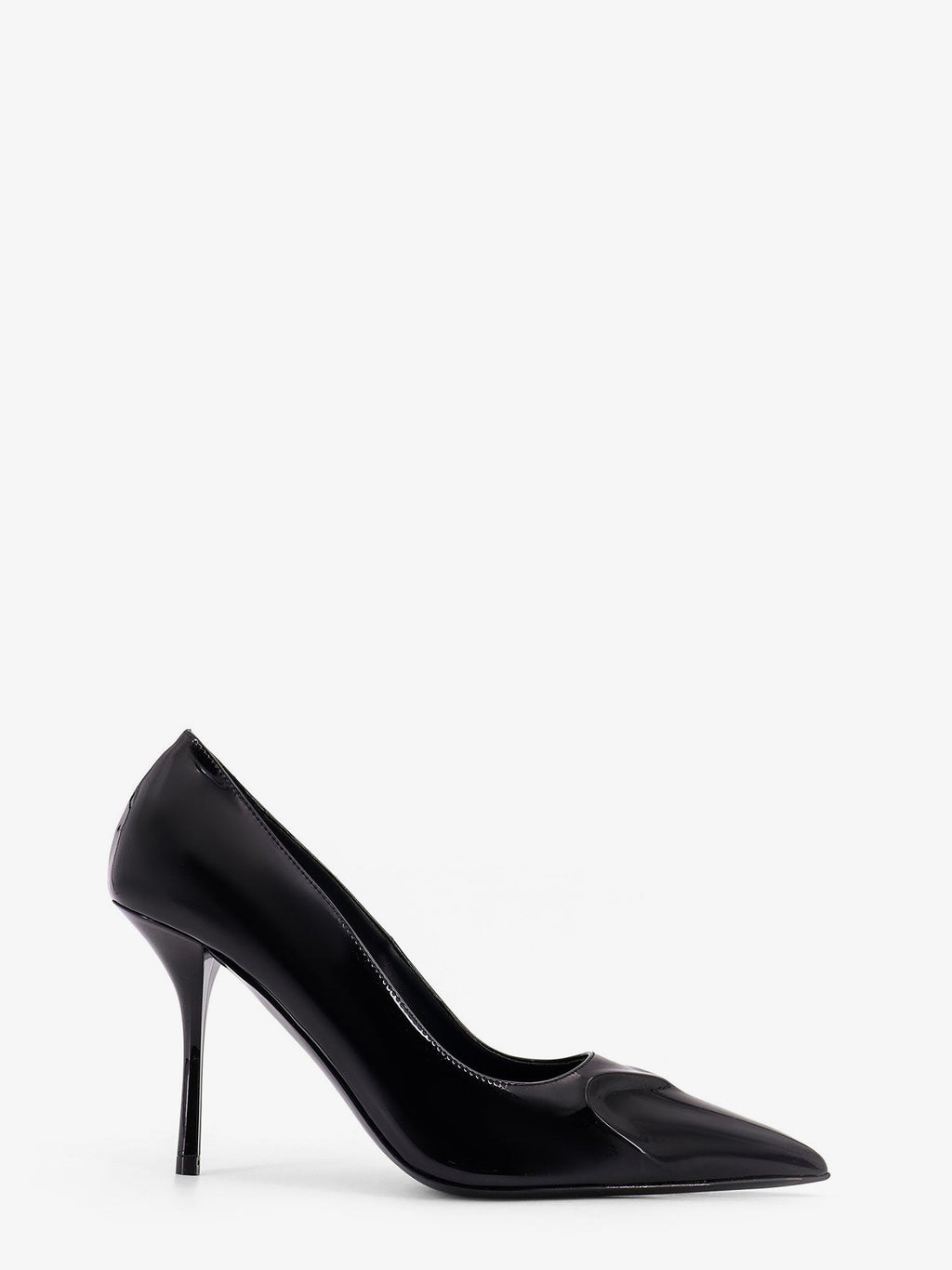 Patent leather decolleté