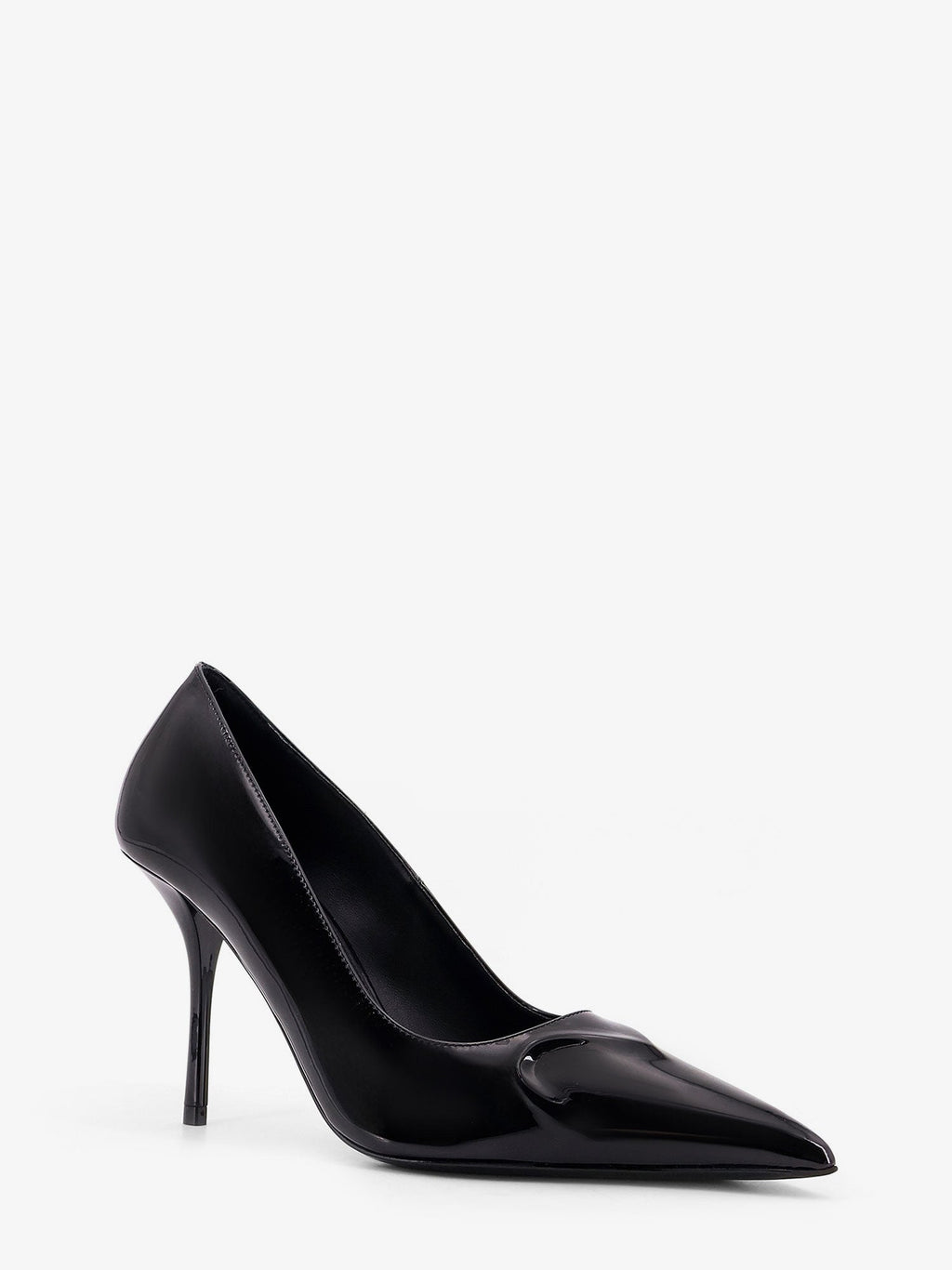 Patent leather decolleté