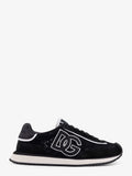 Low-top lace sneakers with suede inserts
