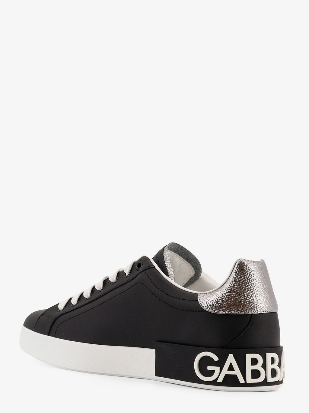 Low-top leather sneakers