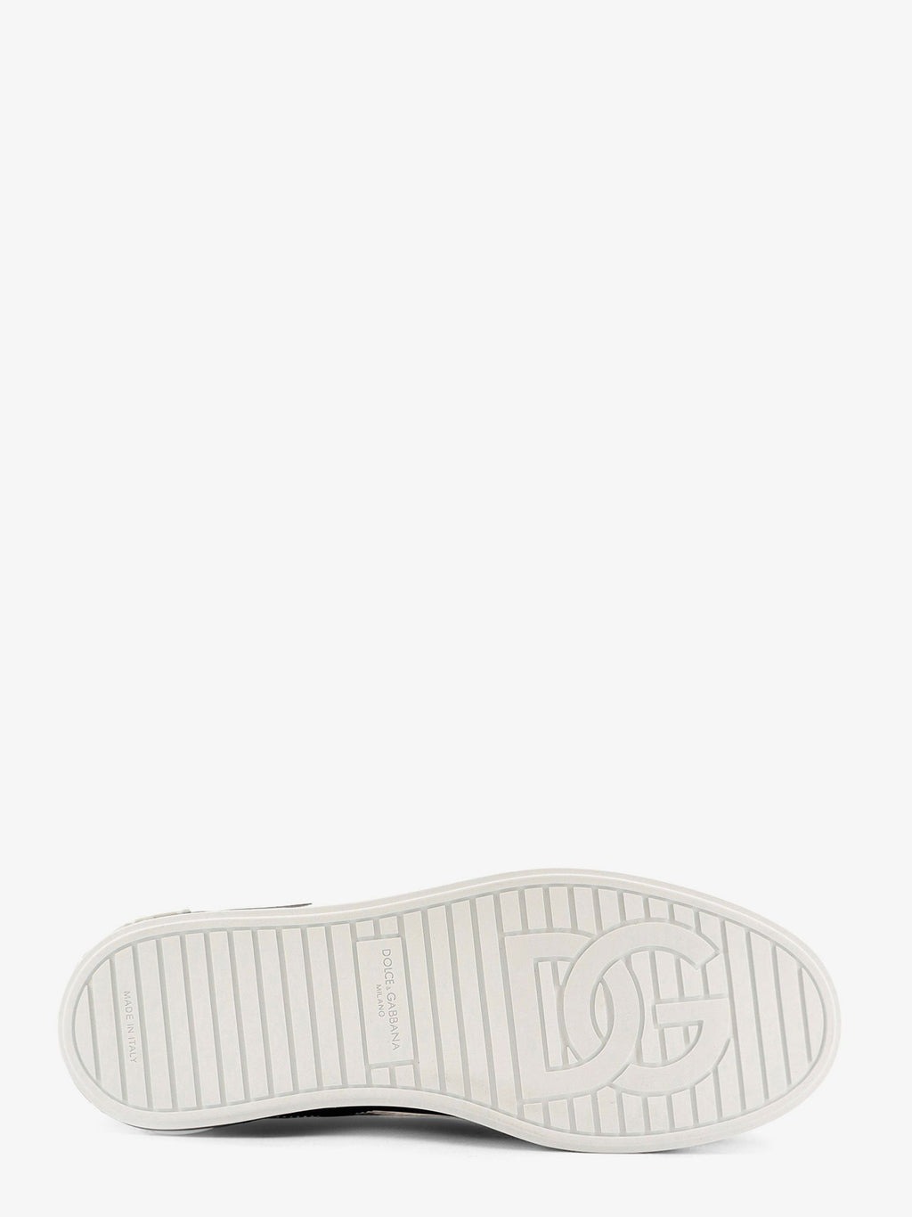 Low-top leather sneakers