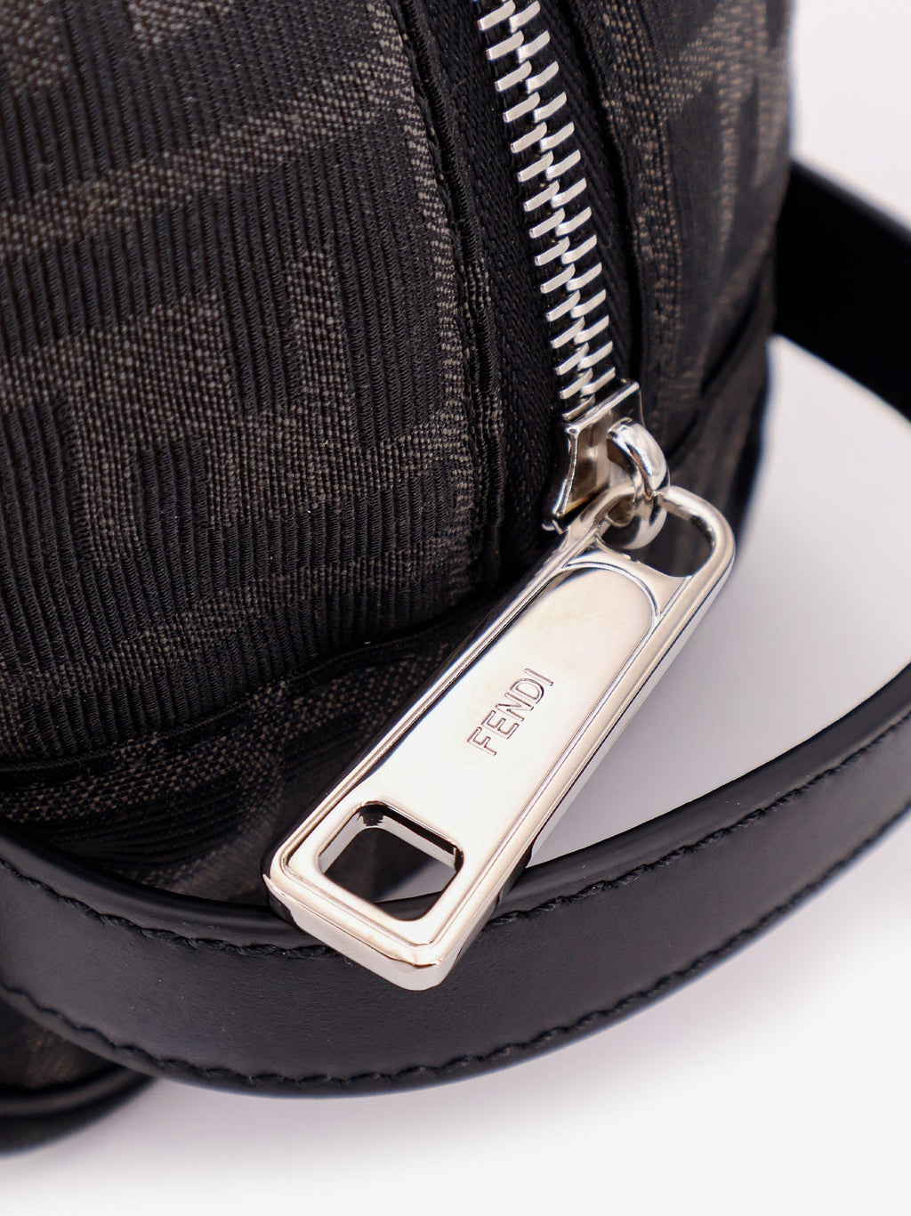 FF jacquard fabric Medium Beauty Case
