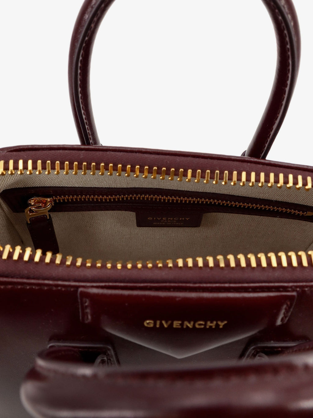 Antigona Mini leather crossbody bag
