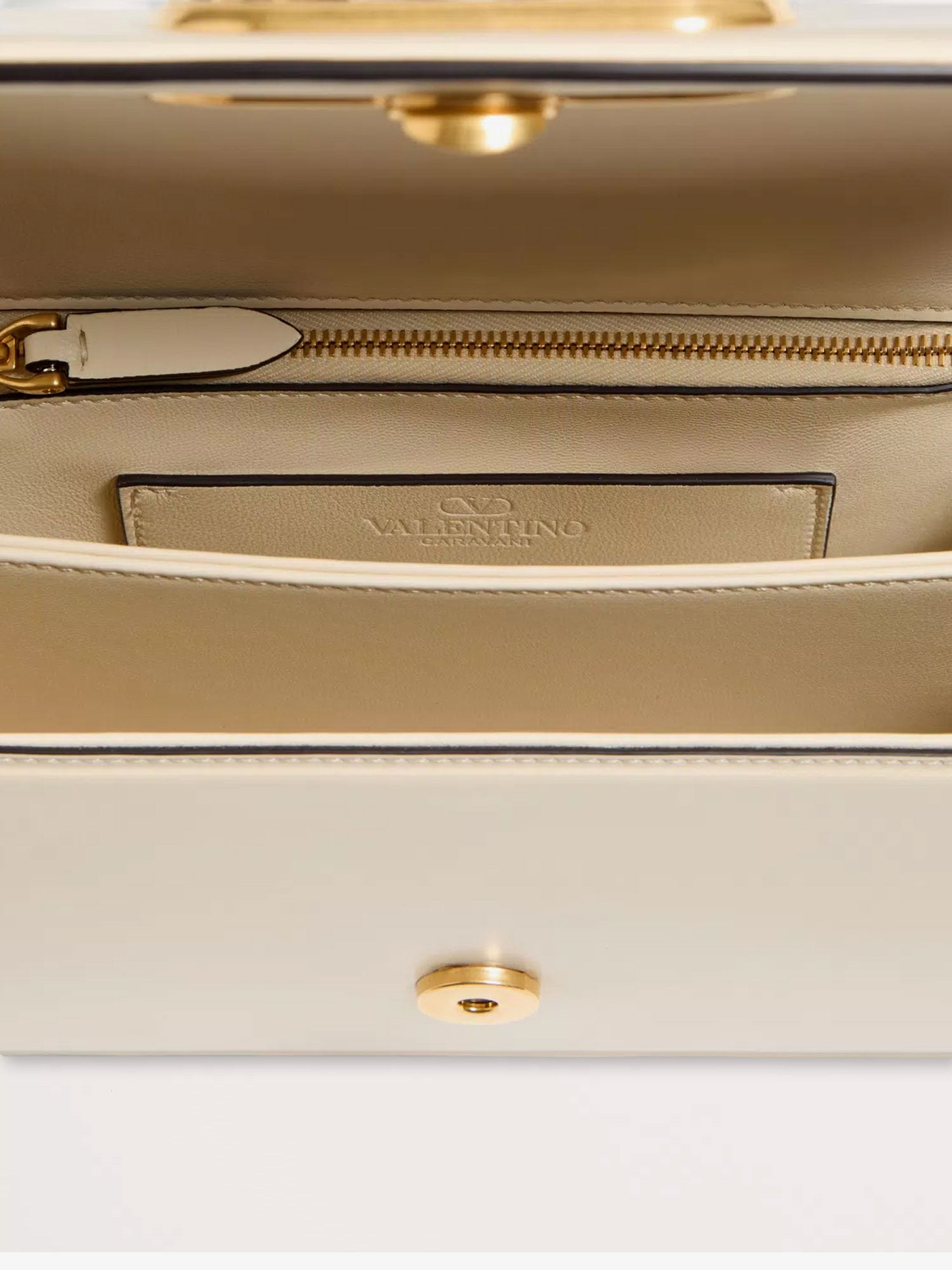 Leather Vlogo shoulder bag