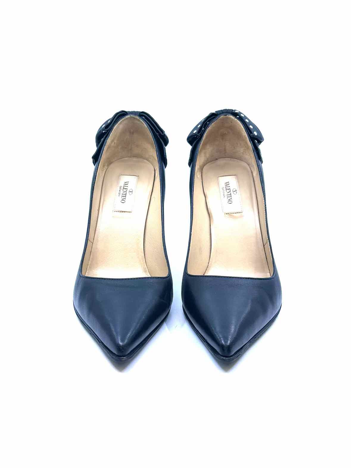 VALENTINO GARAVANI Size 8.5 Black Pumps