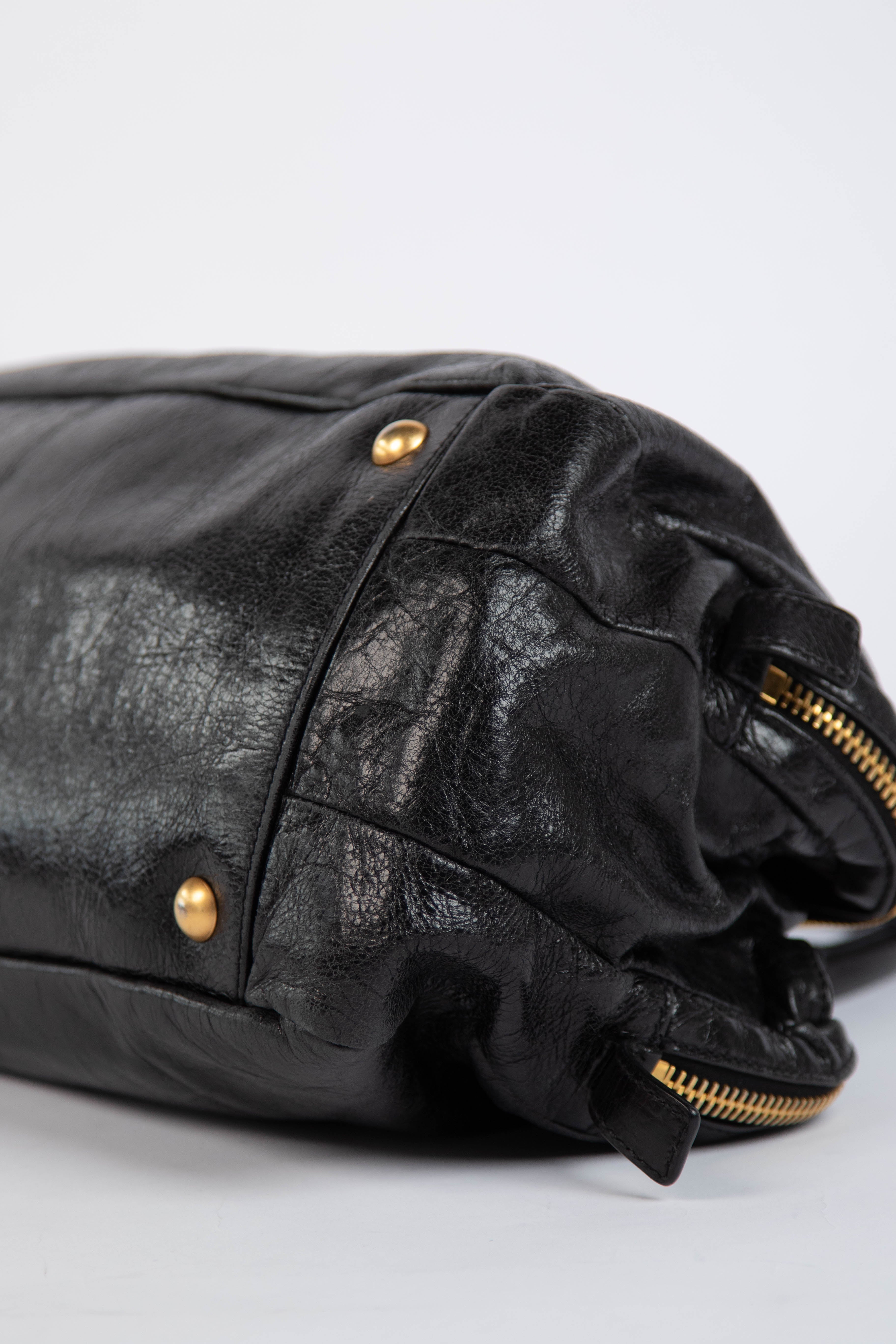 🔥 Pre-owned 2000s Miu Miu Black Leather Shoulder Bag 🔥