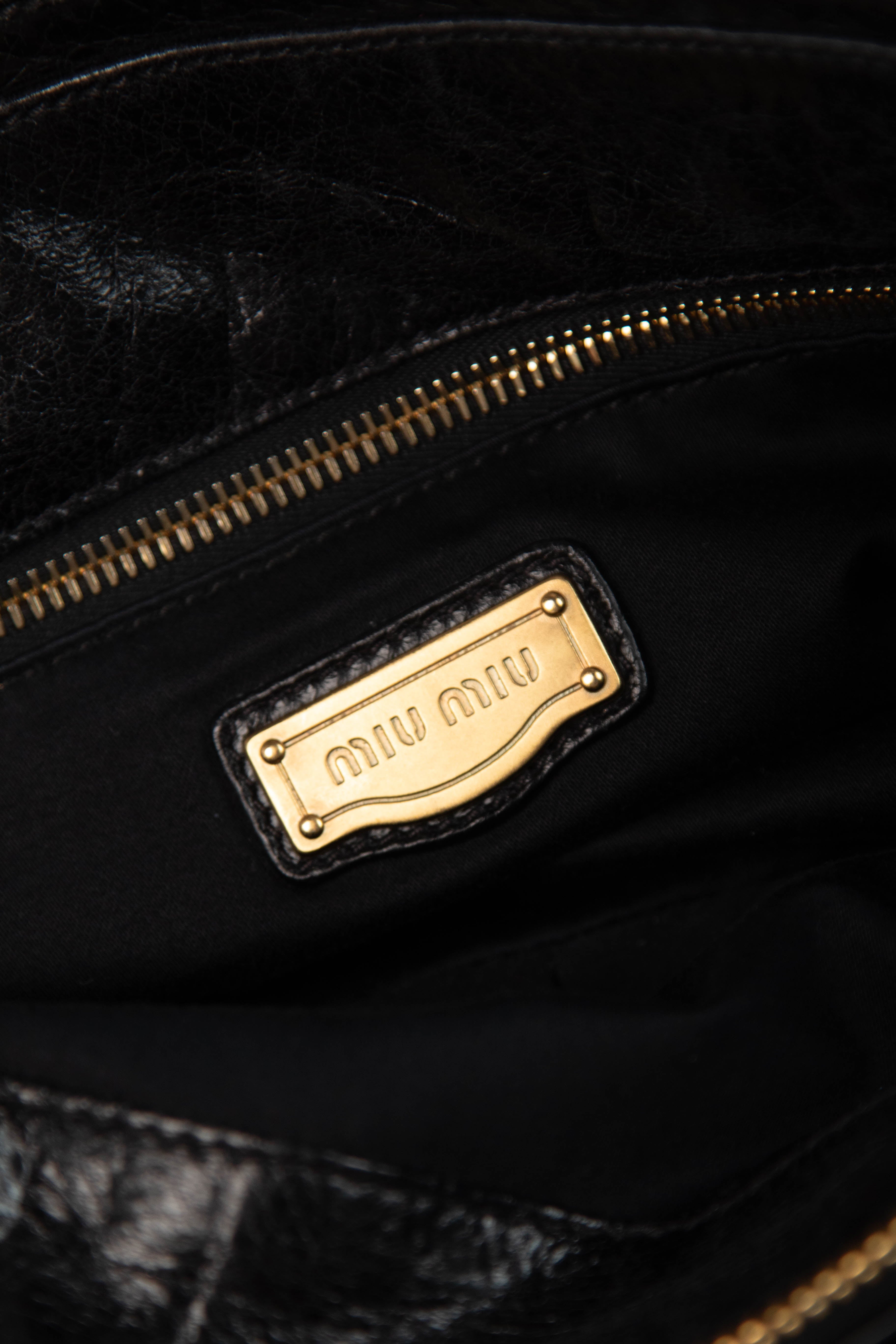 🔥 Pre-owned 2000s Miu Miu Black Leather Shoulder Bag 🔥