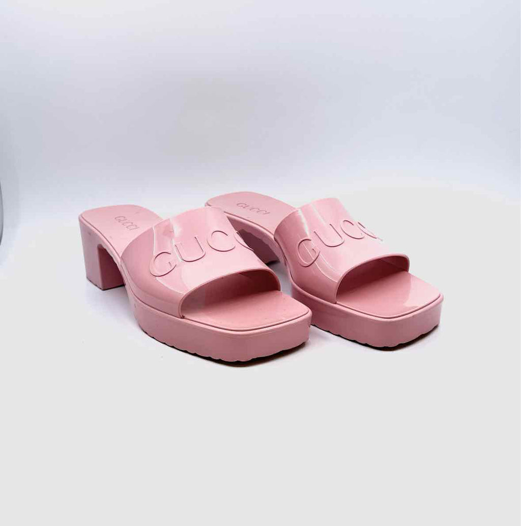 GUCCI Size 10 Pink Rubber Solid Sandals