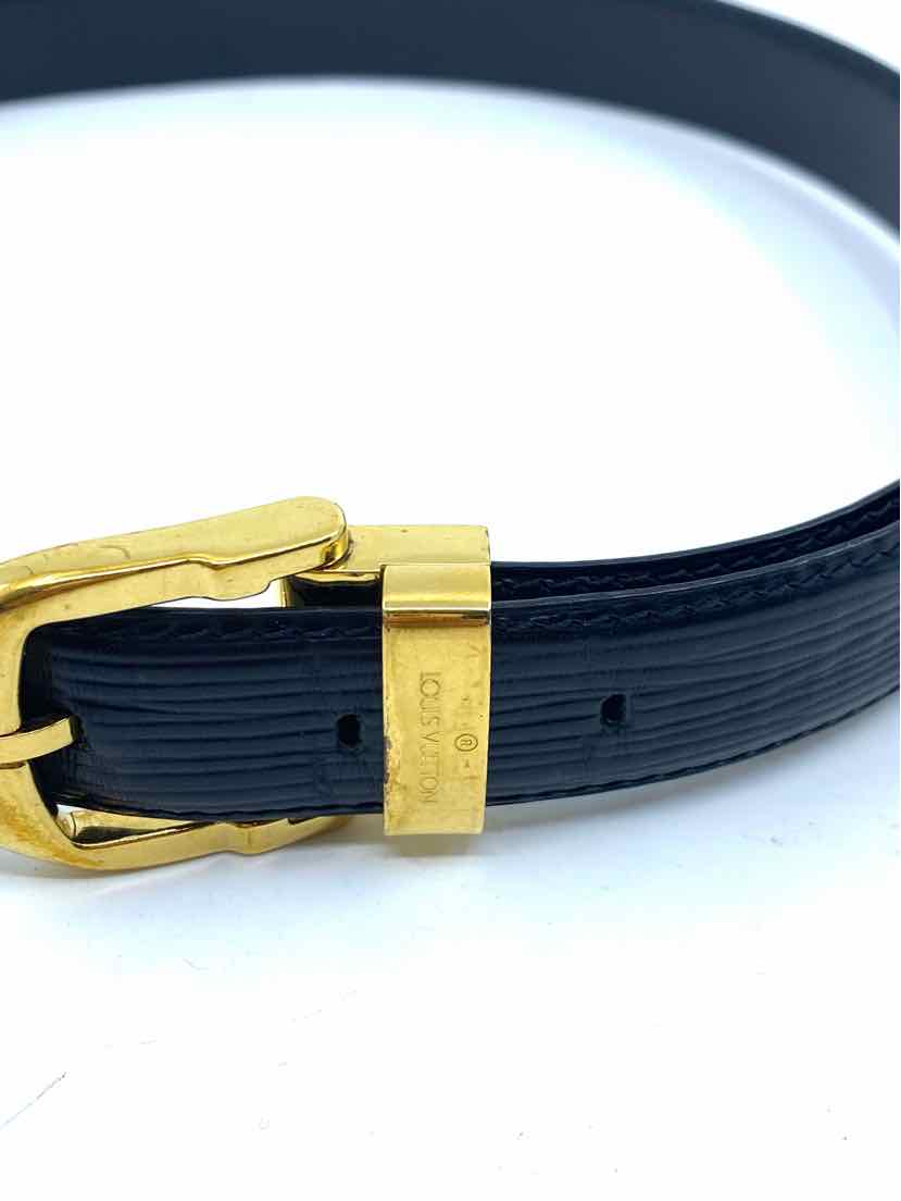 LOUIS VUITTON Black Belt