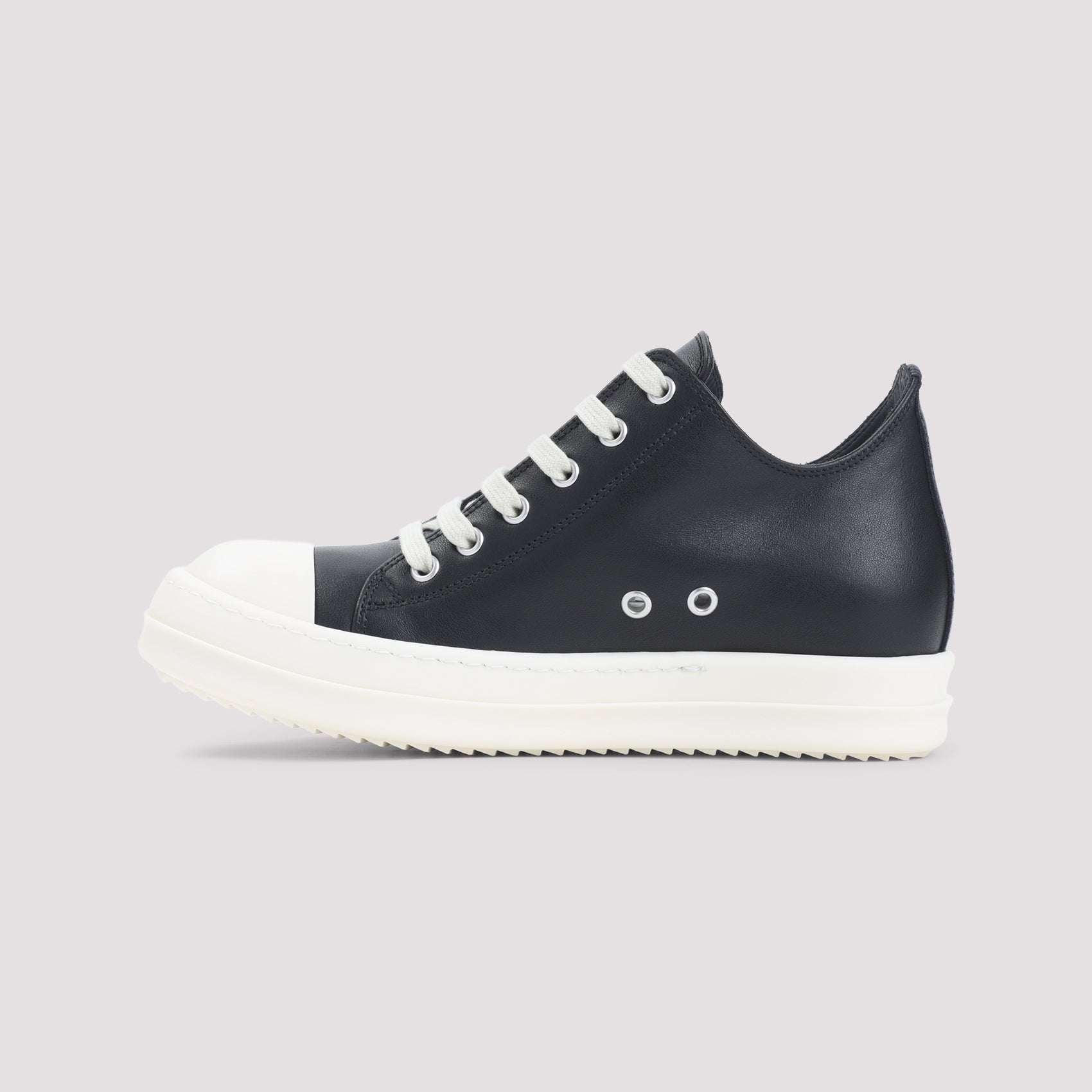 Low Sneakers