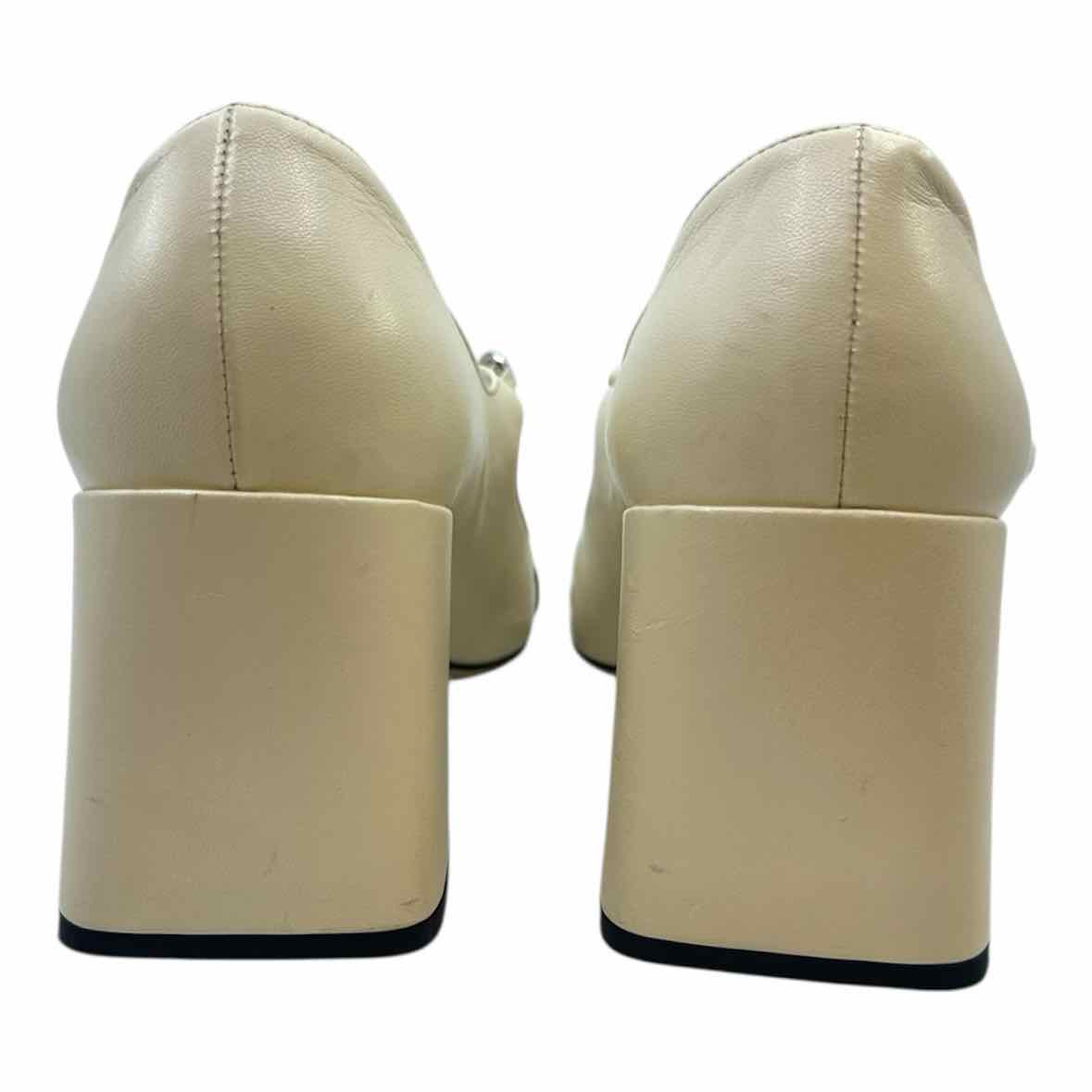 MIU MIU Size 8 White, black Leather Patent Leather Color Block Pumps