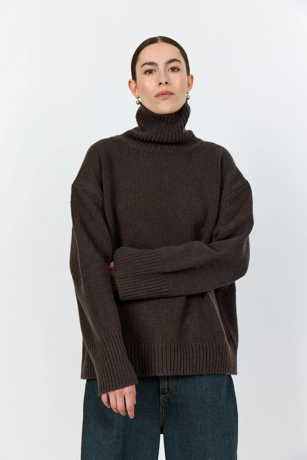 Levete Room Perle Roll Neck in Coffee