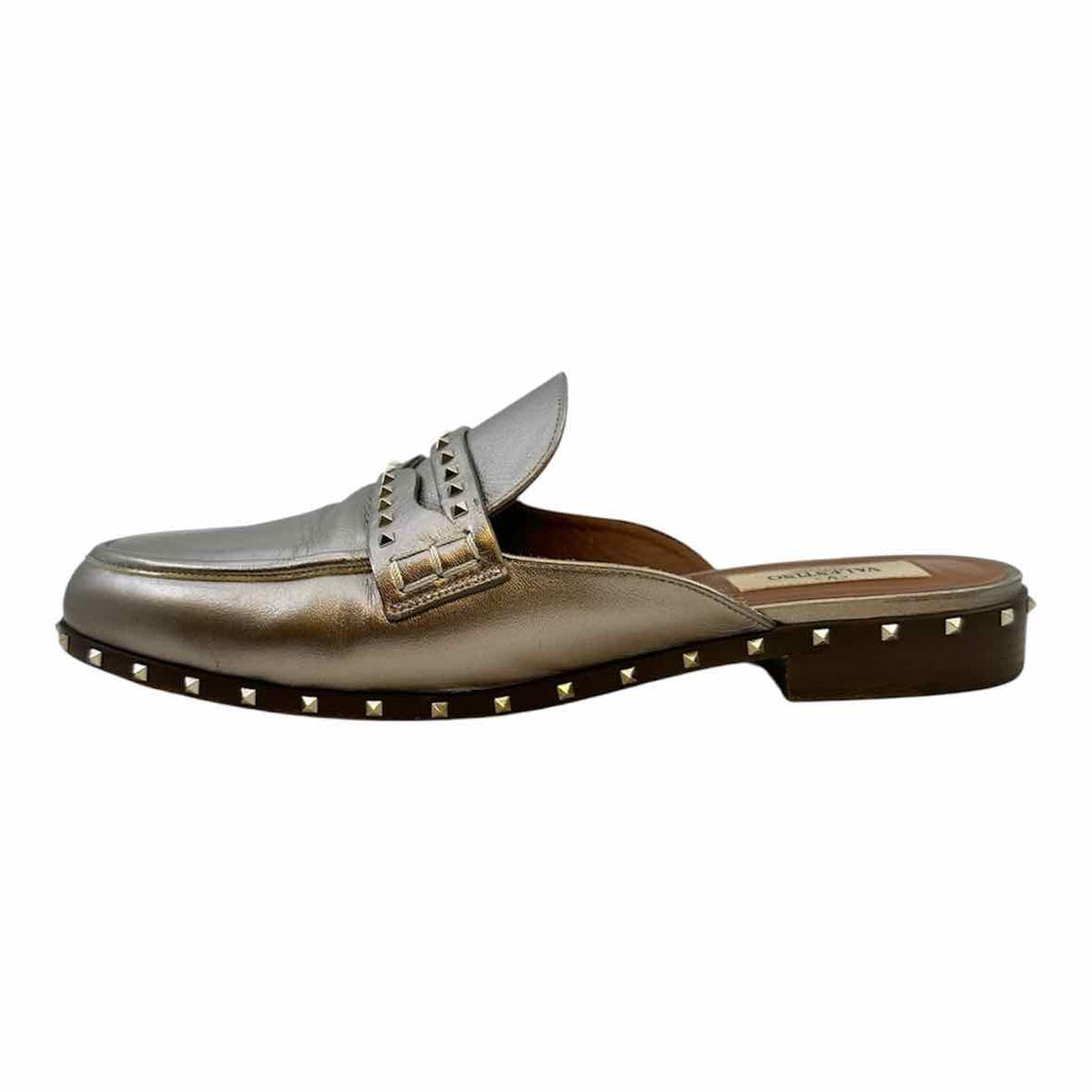 VALENTINO Rockstud Size 8 Gunmetal Leather Solid Mules