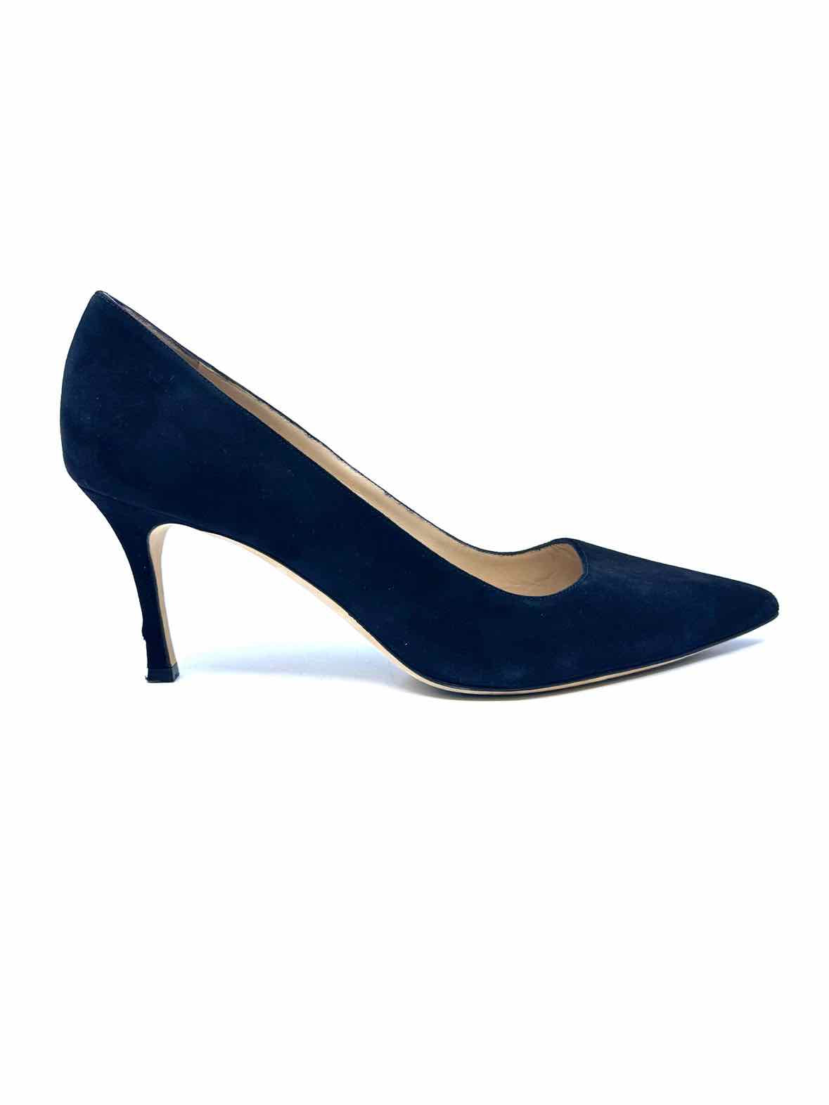 MANOLO BLAHNIK Size 10.5 Black Suede Pumps