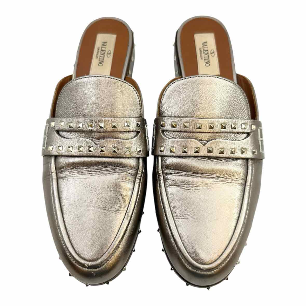 VALENTINO Rockstud Size 8 Gunmetal Leather Solid Mules