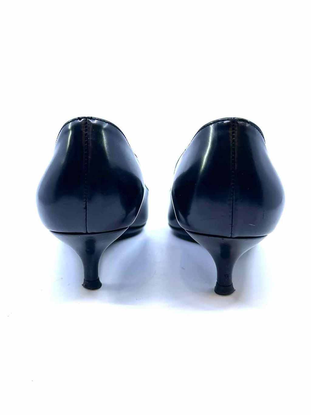 PRADA Size 5 Black Pumps