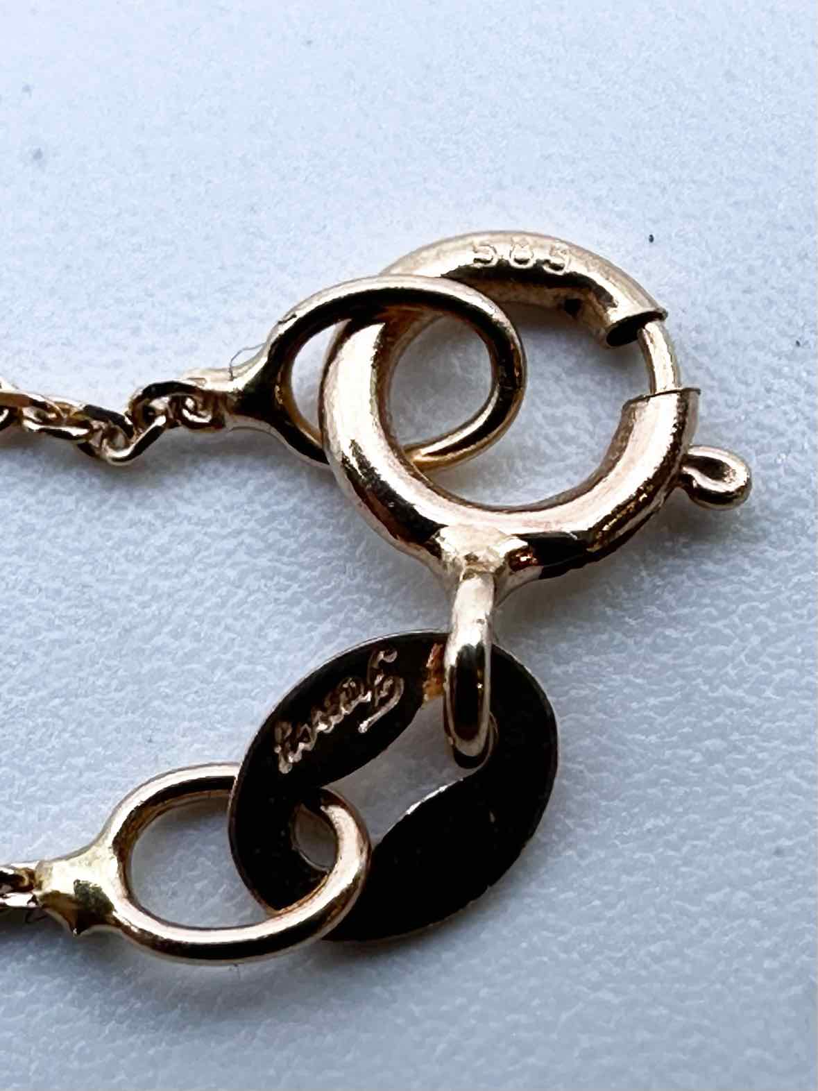 SIRCIAM Rose Gold Necklace