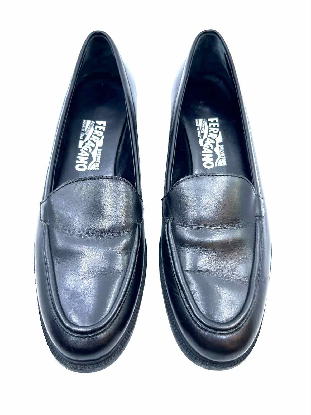 SALVATORE FERRAGAMO Size 8.5 Black Leather Solid Loafers