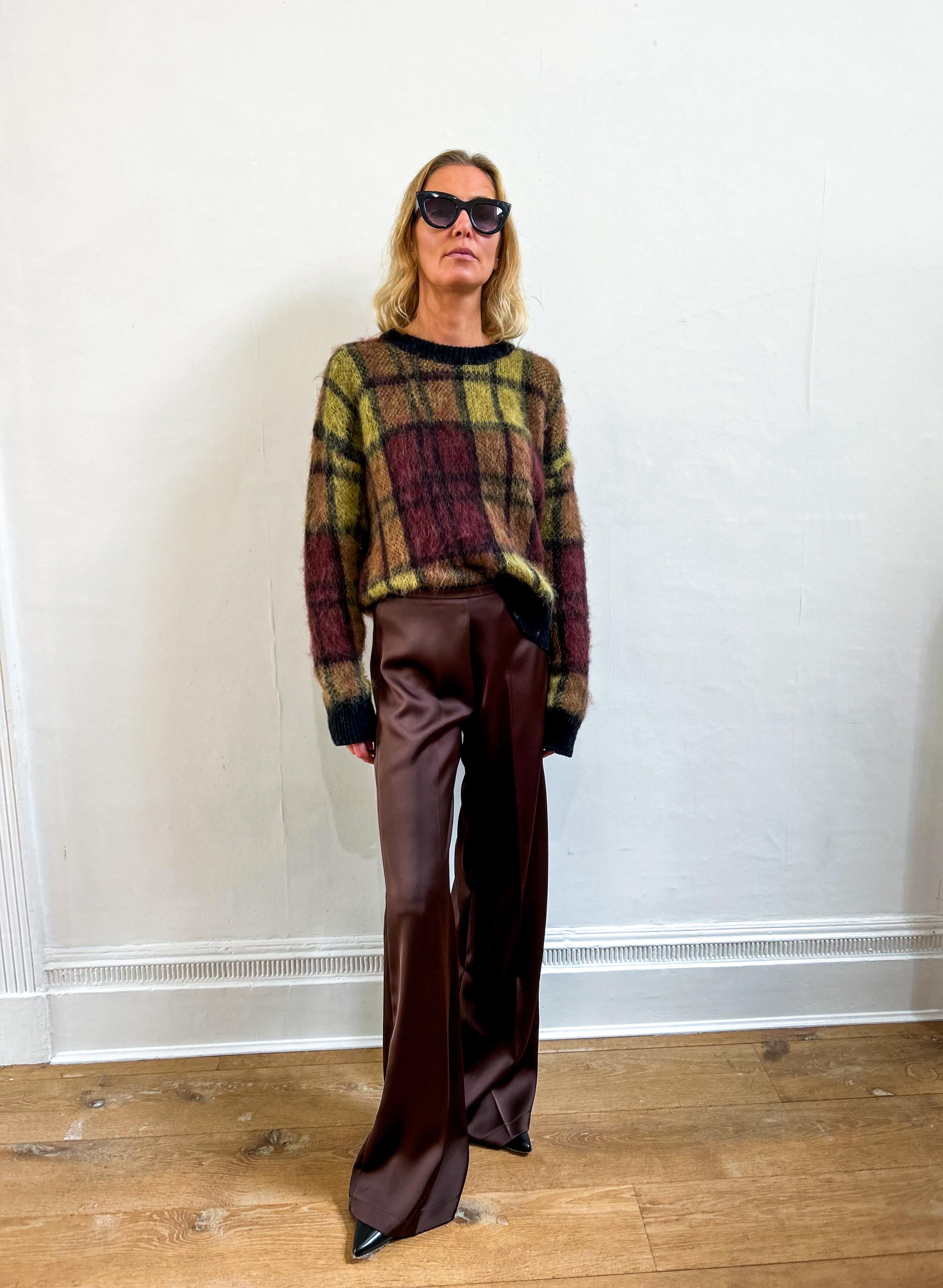 Square satin pant in coffee