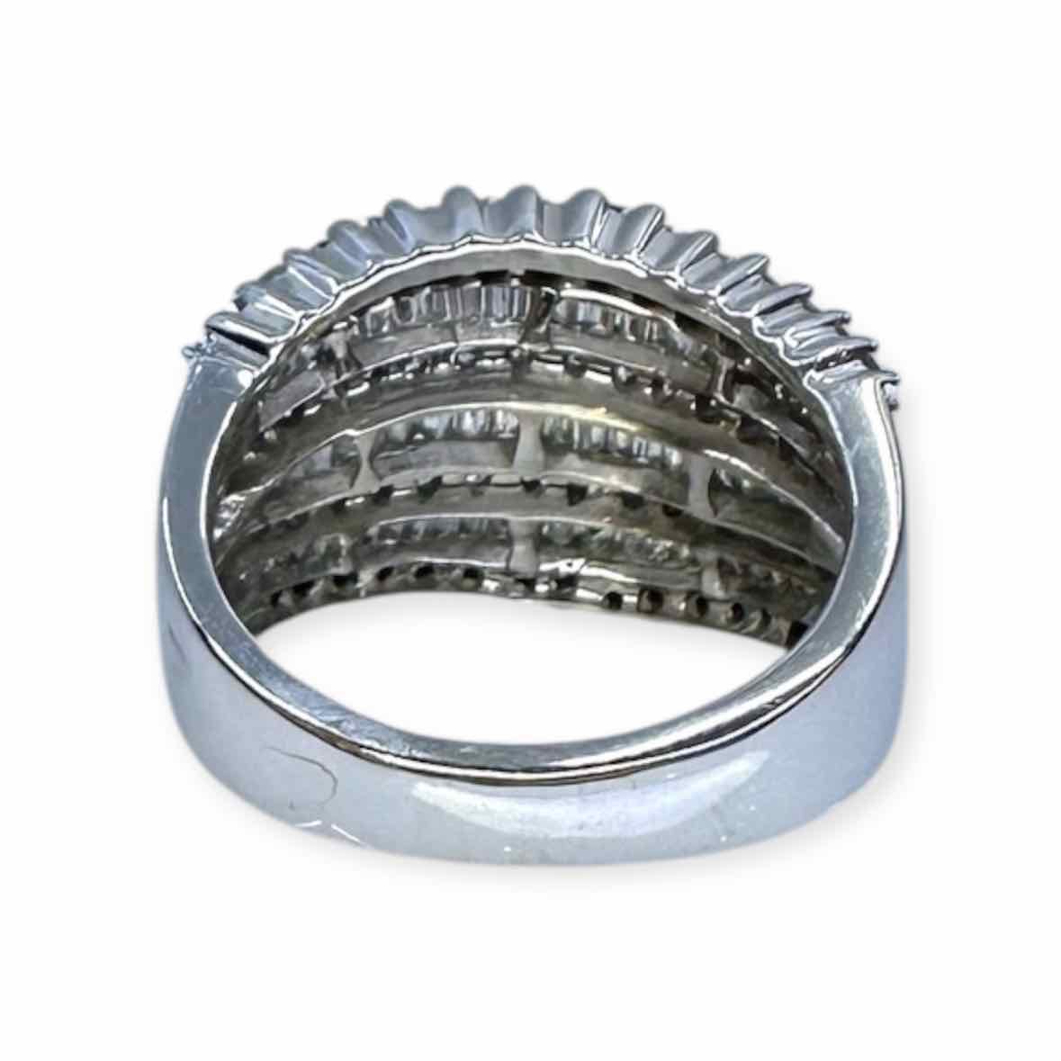 14K White Gold Ring
