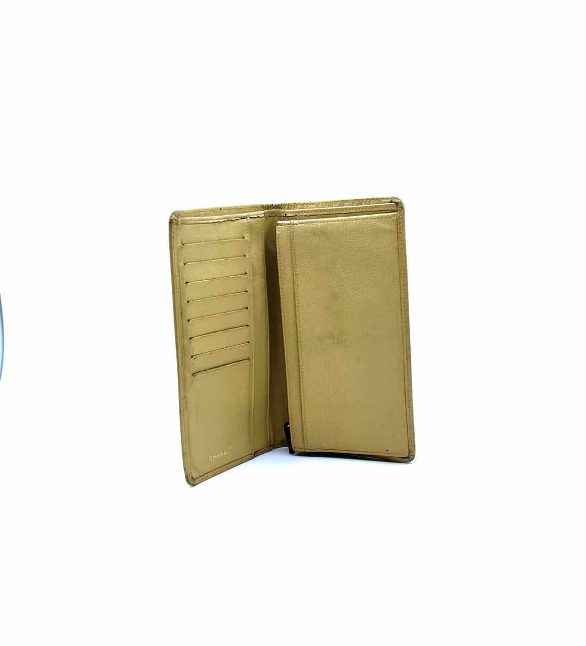 CHANEL Continental Beige Leather Solid Wallet