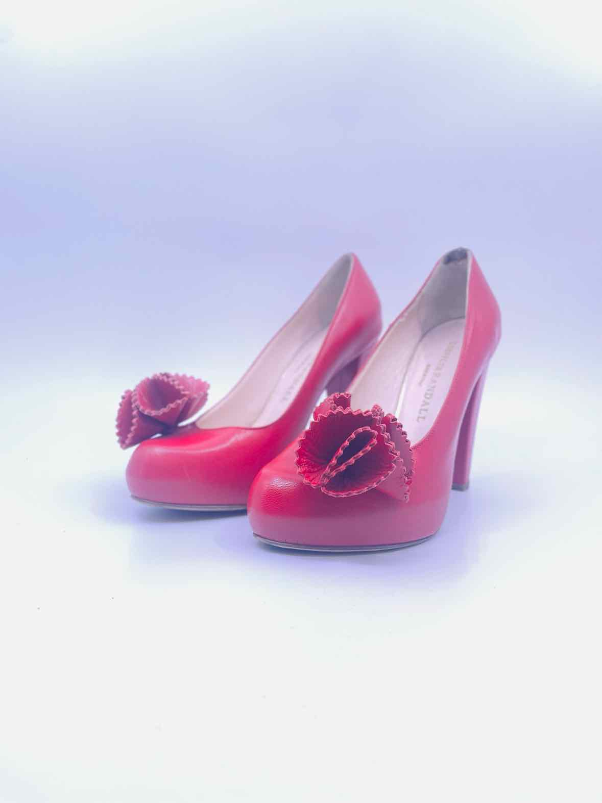 LOEFFLER RANDALL Size 5 Red Pumps