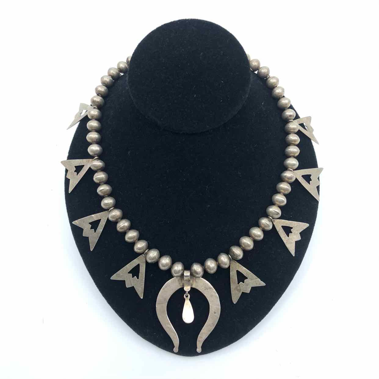 Sterling Silver Arrowhead Turquoise Necklace