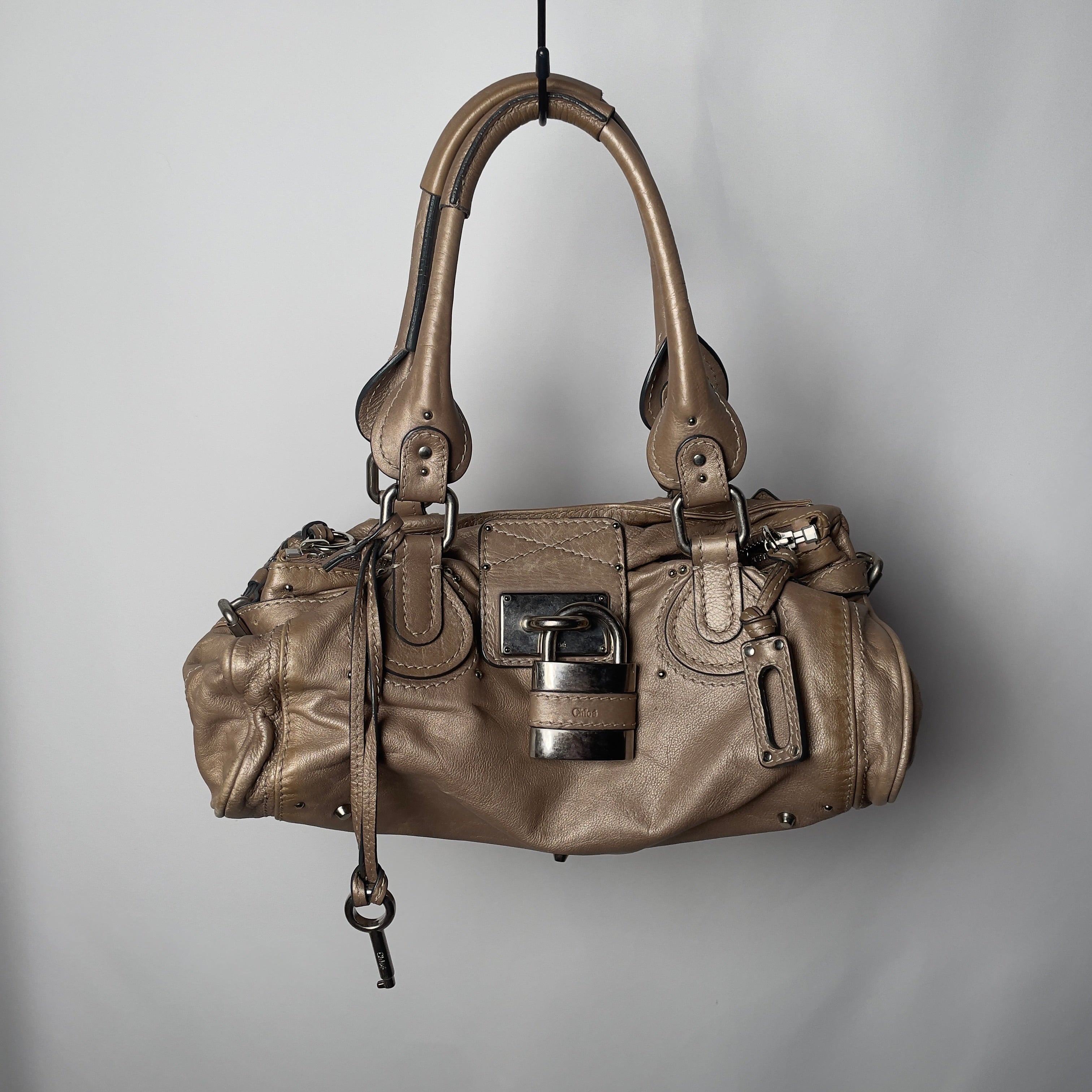 🔥 Pre-owned CHLOÉ 2007 light silver paddington 🔥