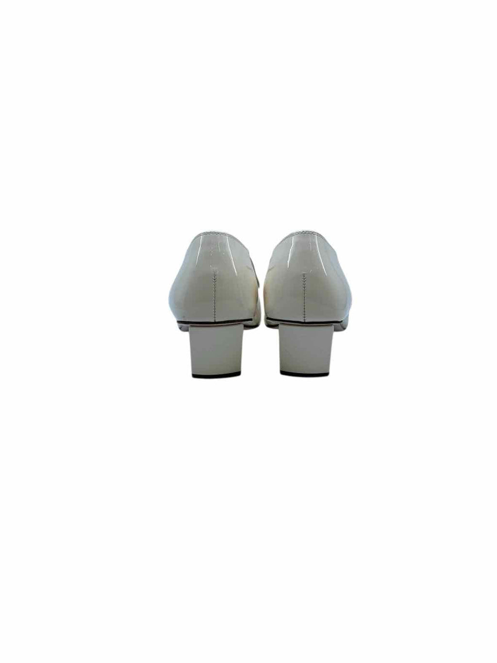 ROGER VIVIER Size 7.5 Ivory Patent Leather Plastic Solid Pumps