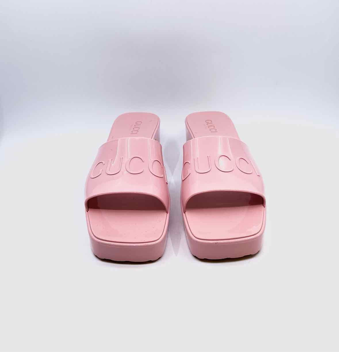 GUCCI Size 10 Pink Rubber Solid Sandals