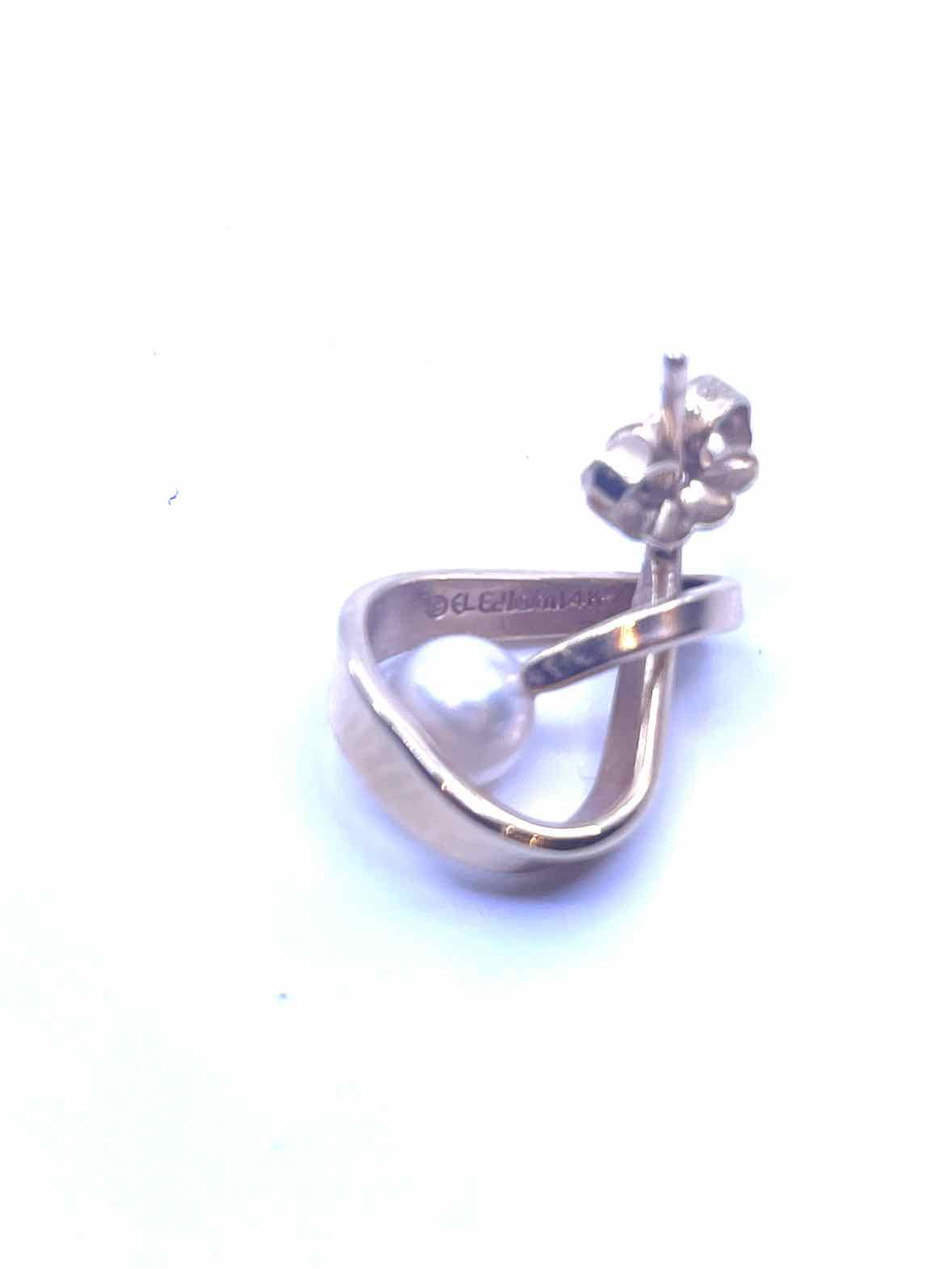 ED LEVIN Gold Pierced Earrings