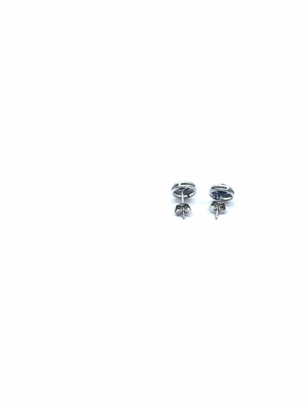 10K Onyx Studs